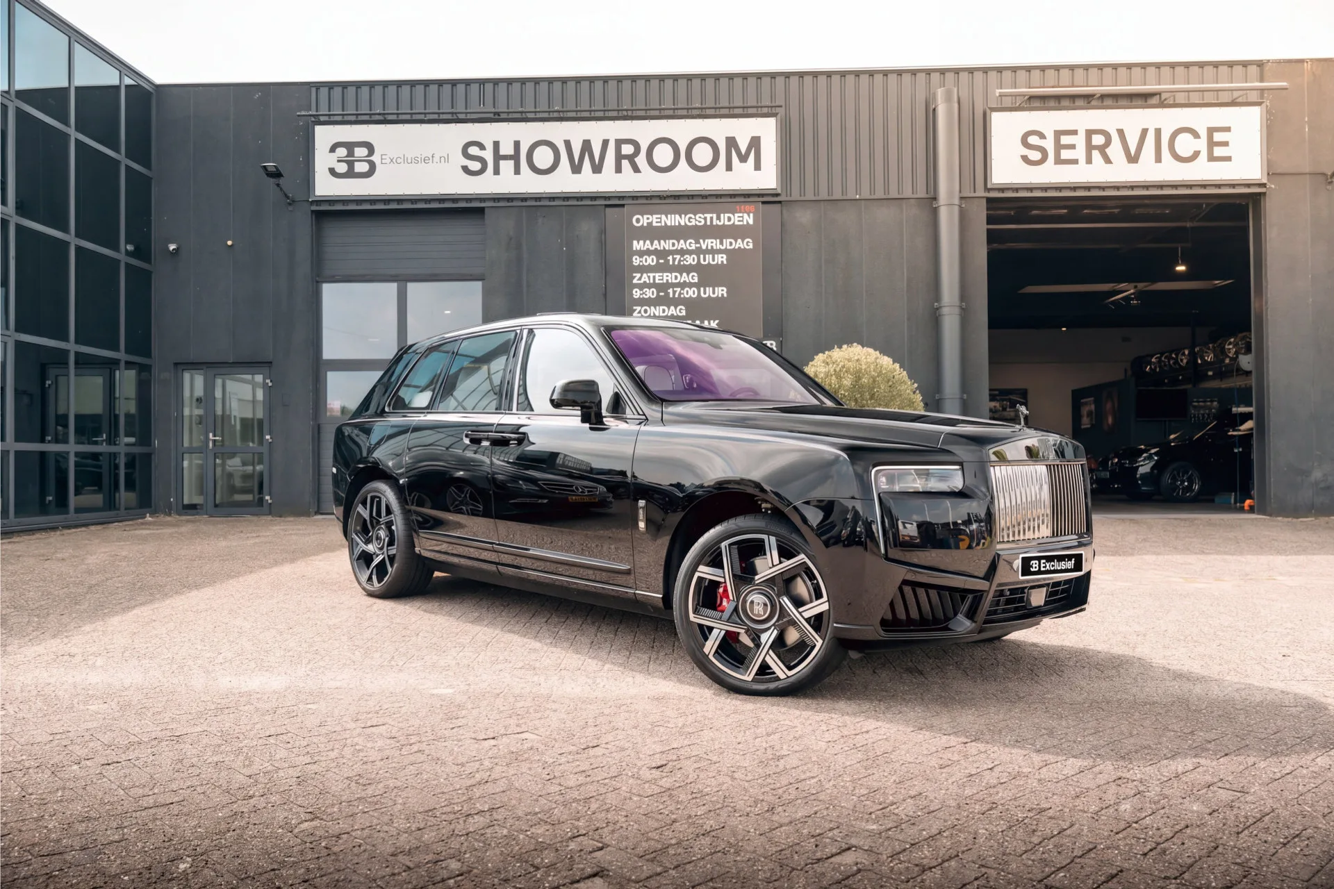 2025 Rolls-Royce Cullinan Series II, 2/30