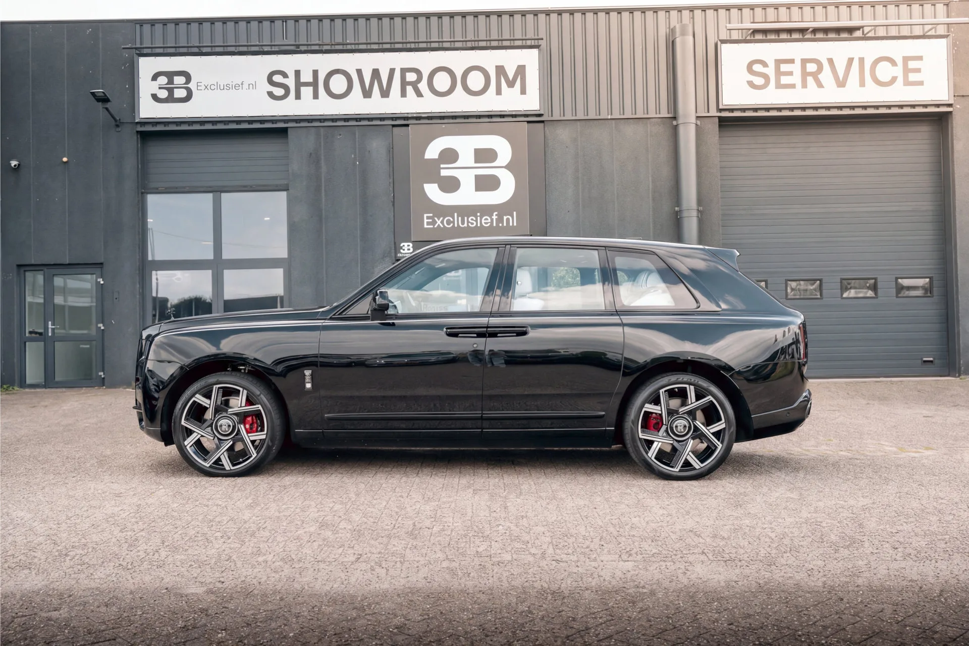 2025 Rolls-Royce Cullinan Series II, 10/30