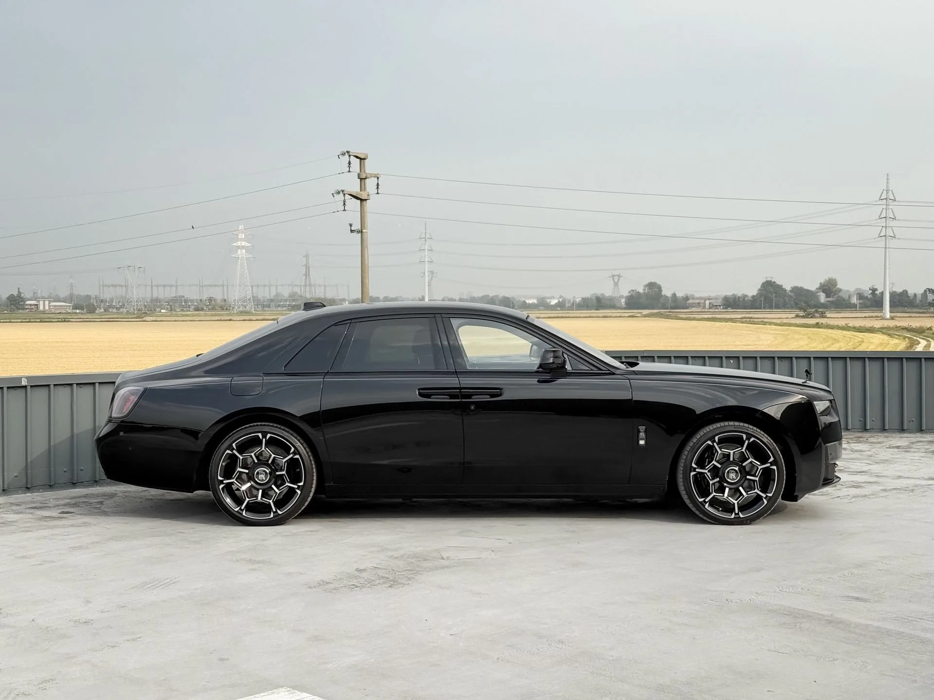 2025 Rolls-Royce Ghost Black Badge, 5/18