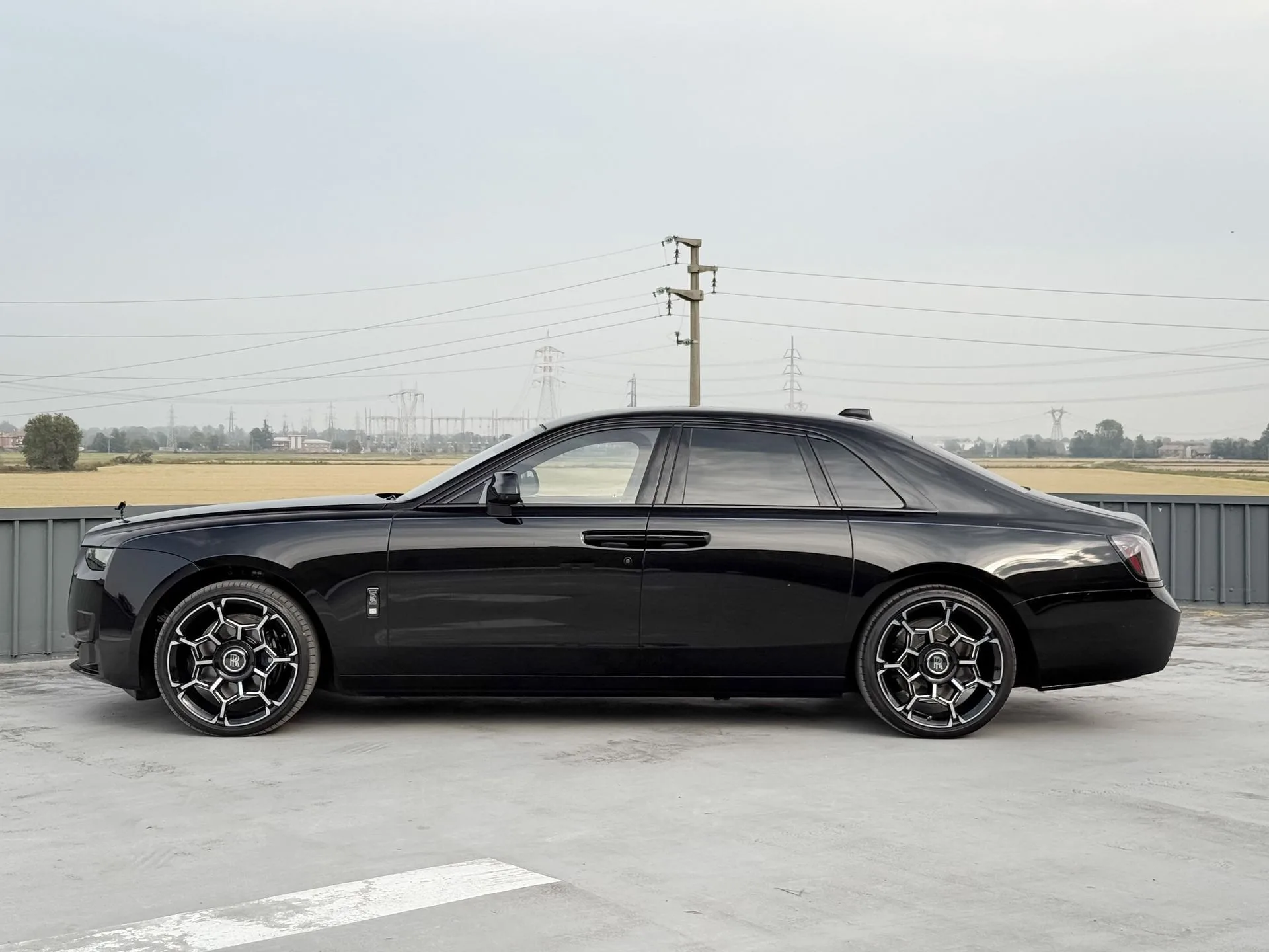 2025 Rolls-Royce Ghost Black Badge, 6/18