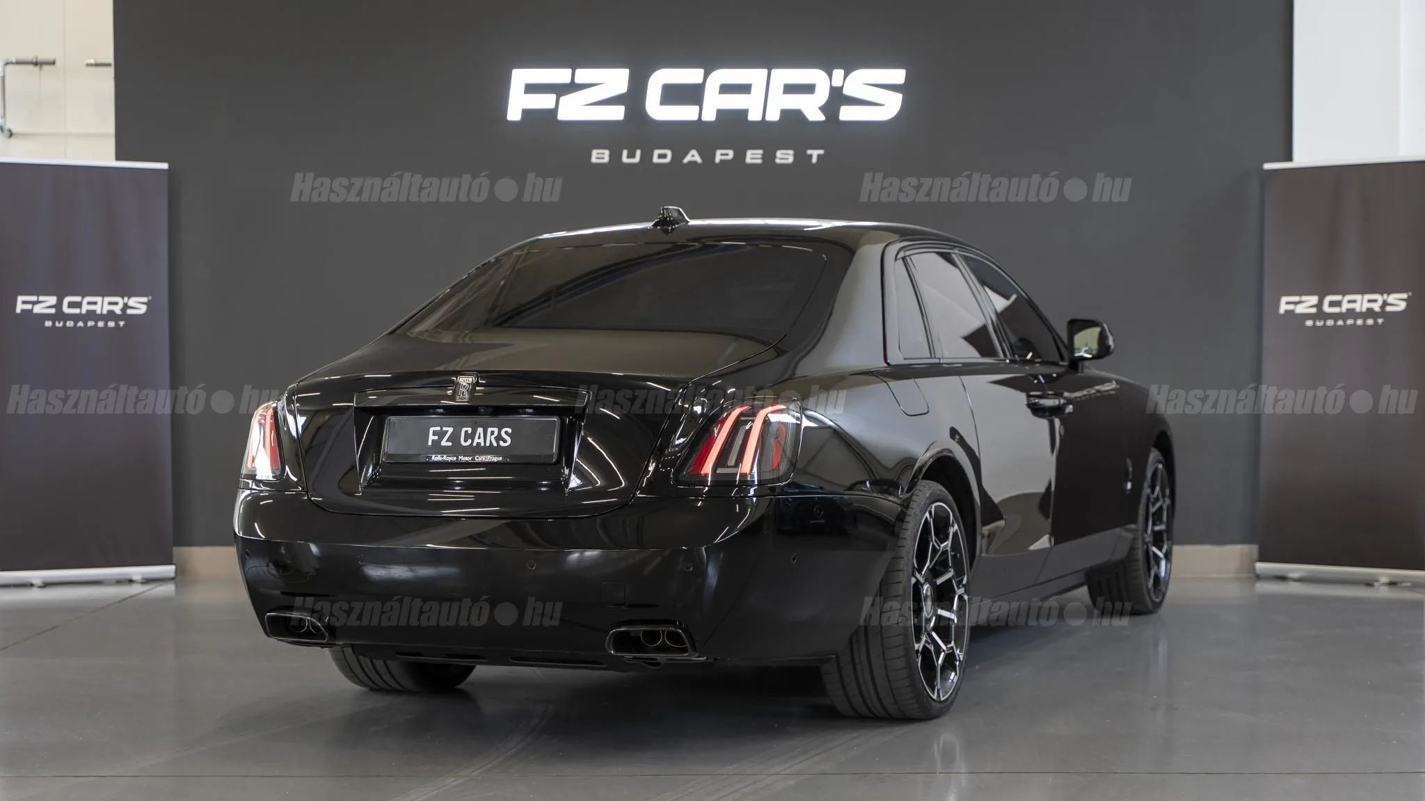 2025 Rolls-Royce Ghost Black Badge, 3/12