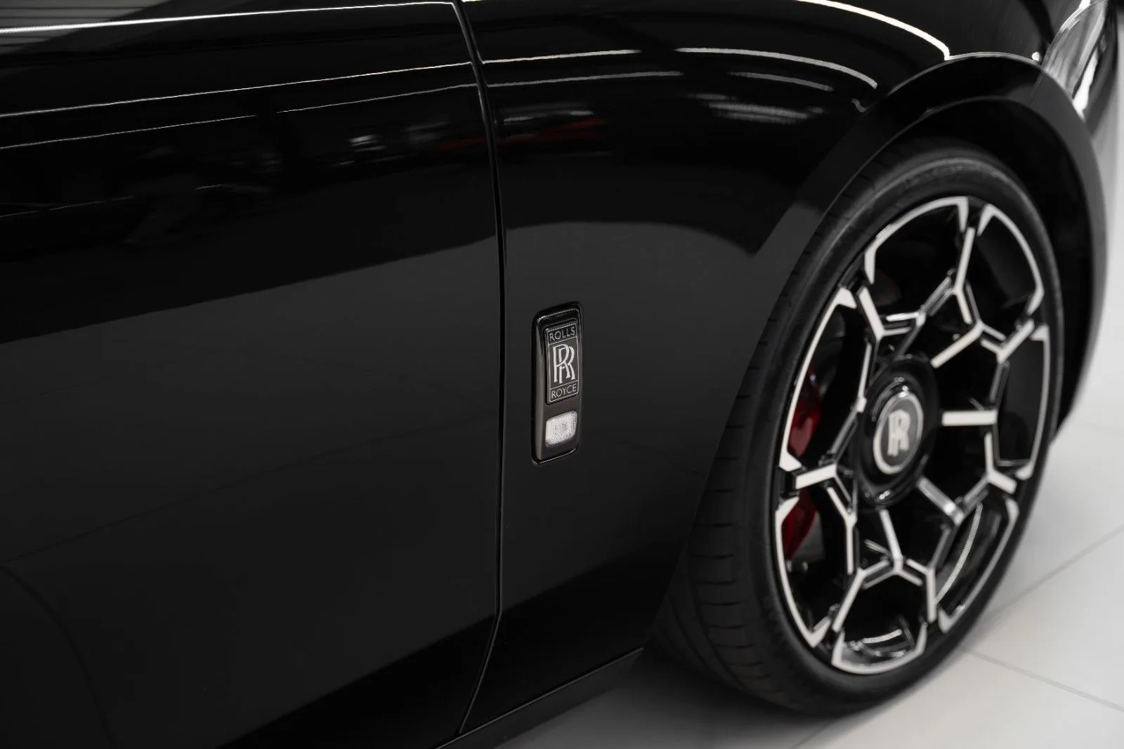 2025 Rolls-Royce Ghost Black Badge, 10/30