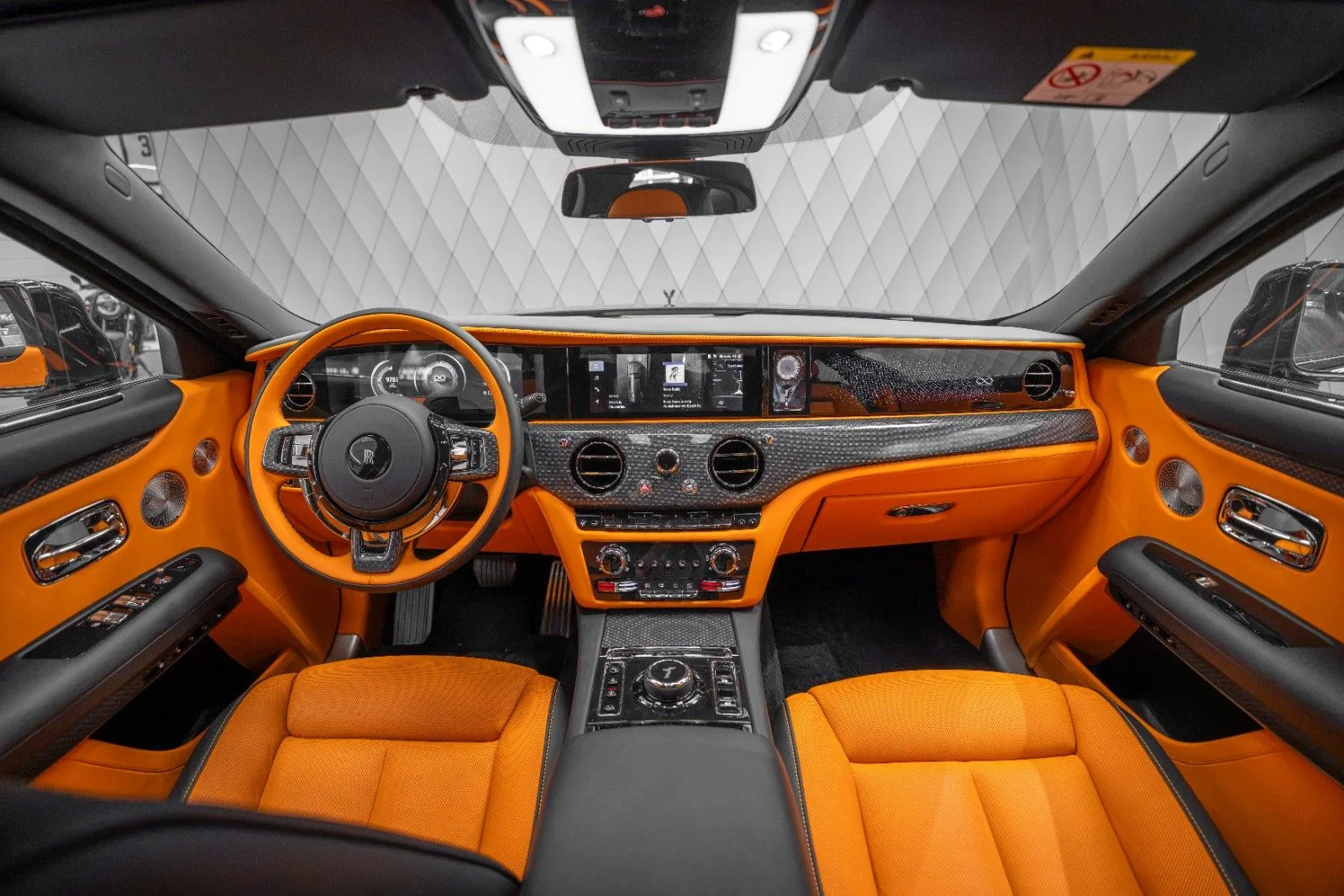 2025 Rolls-Royce Ghost Black Badge, 18/30