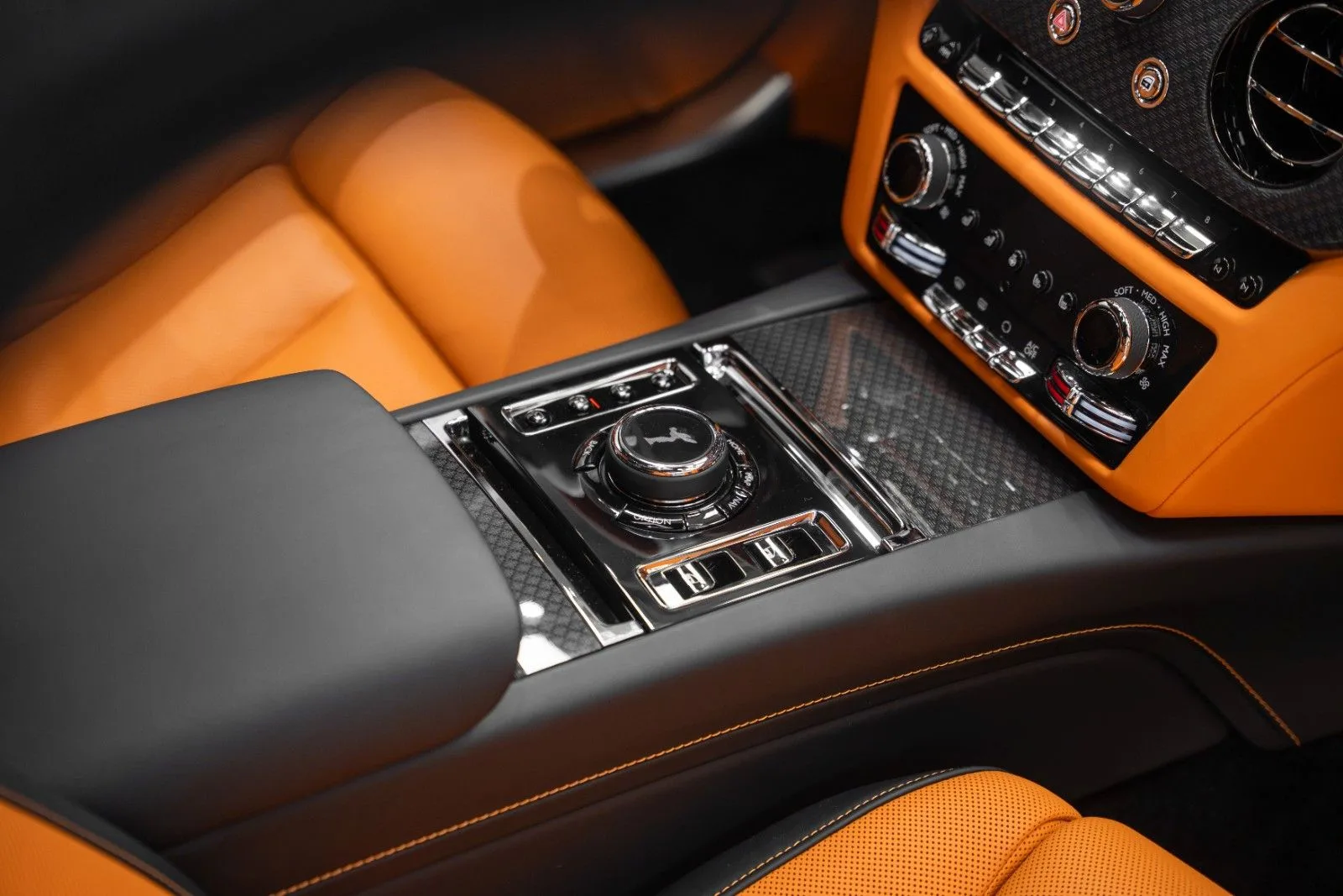 2025 Rolls-Royce Ghost Black Badge, 24/30