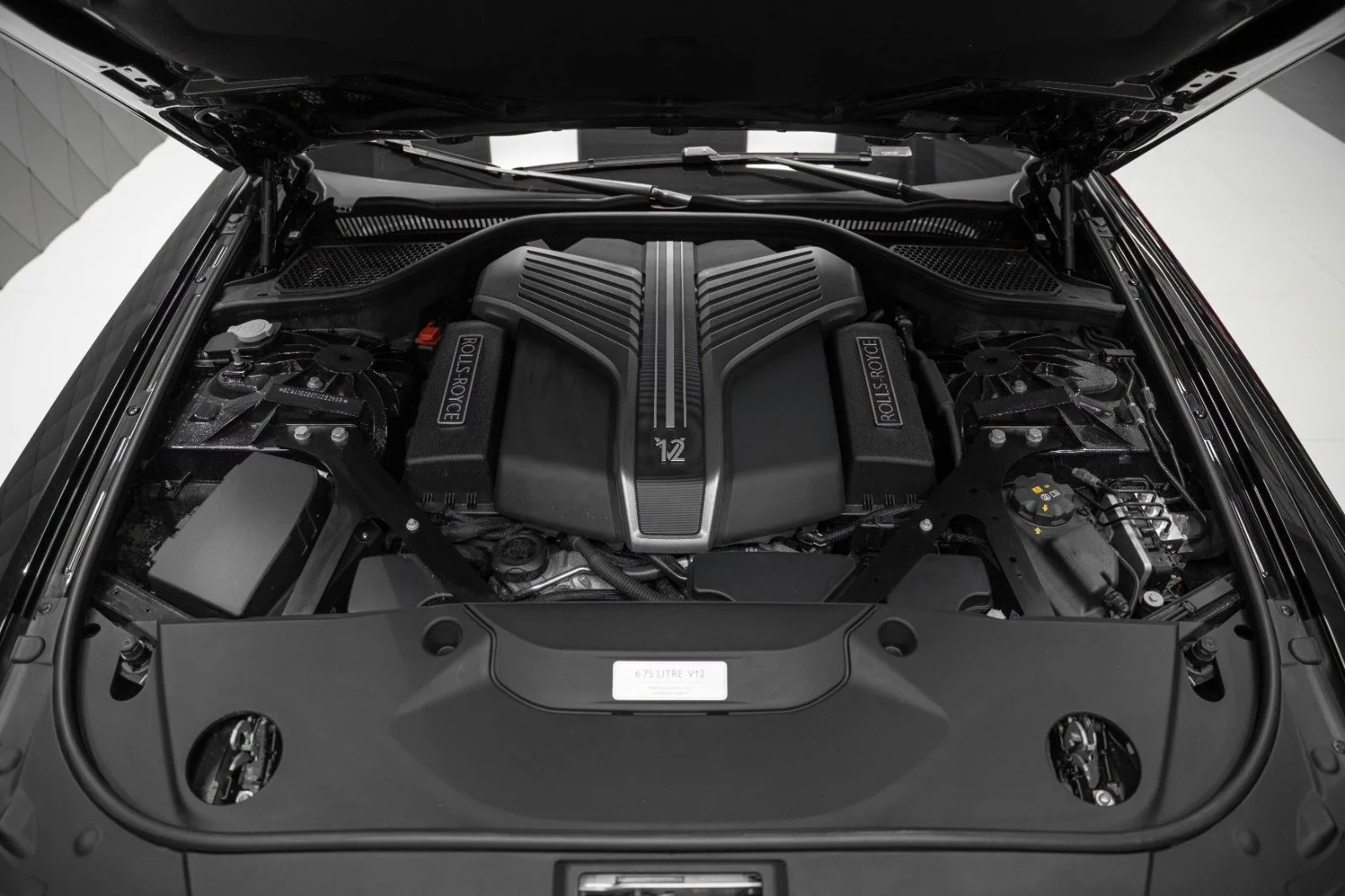 2025 Rolls-Royce Ghost Black Badge, 30/30