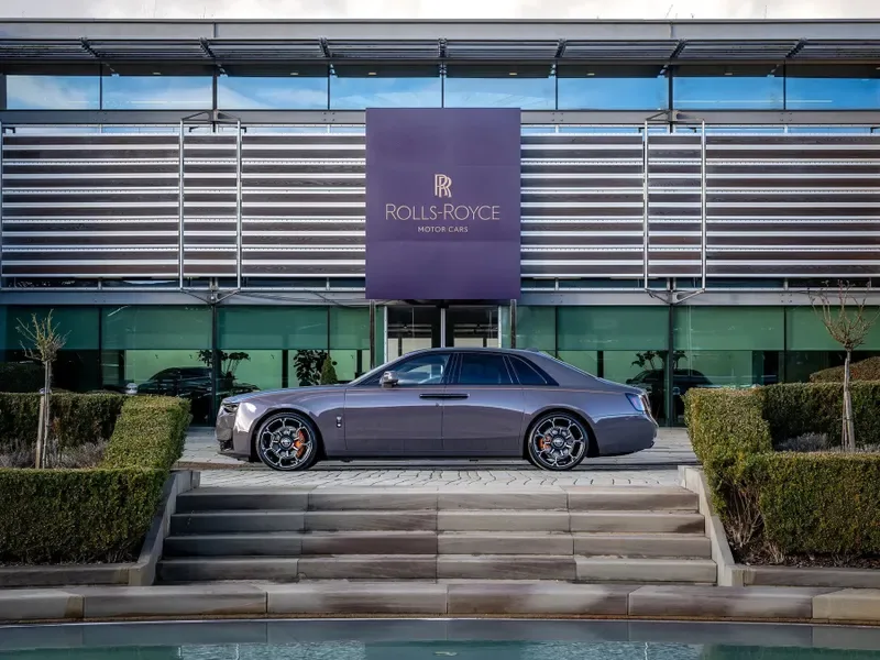 2025 Rolls-Royce Ghost Series II Black Badge, 3/21