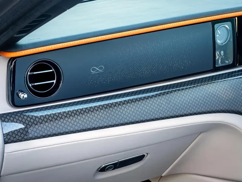 2025 Rolls-Royce Ghost Series II Black Badge, 14/21