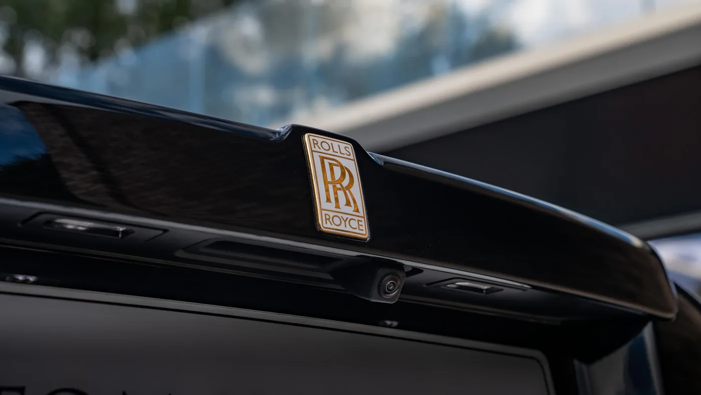 2025 Rolls-Royce Phantom Extended offered by a specialist dealer in Swadlincote, United Kingdom, photo 6 of 15
