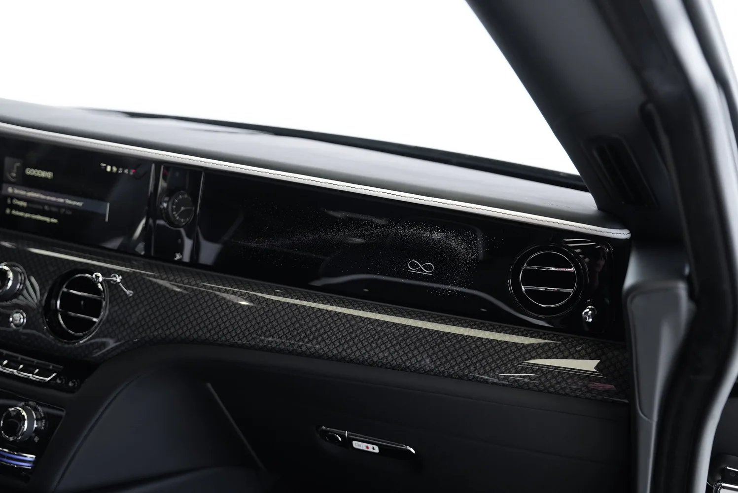 2025 Rolls-Royce Spectre Black Badge, 16/16