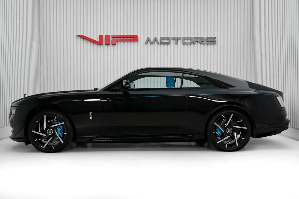 2025 Rolls-Royce Spectre Black Badge, 7/12