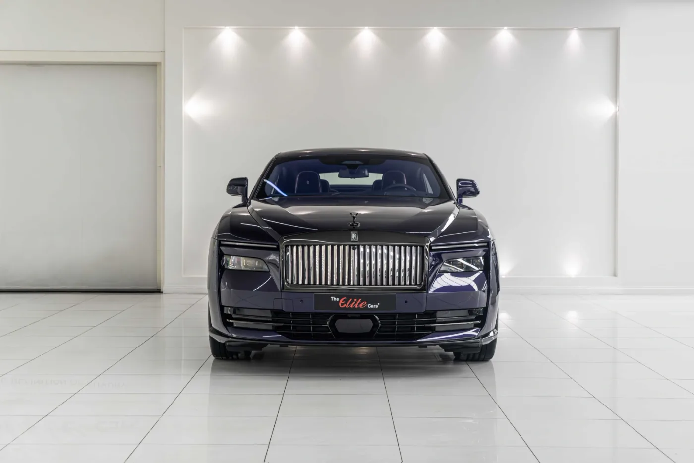 2025 Rolls-Royce Spectre Black Badge angeboten von einem Fachhändler in Dubai, Vereinigte Arabische Emirate, Foto 6 von 10