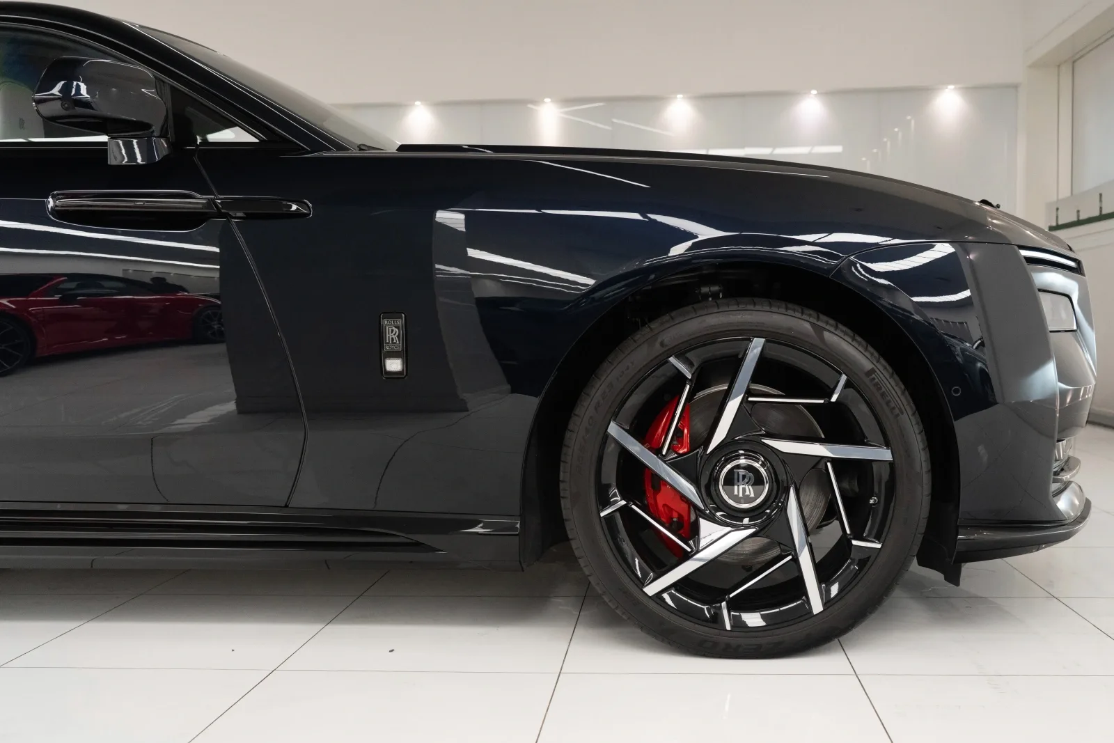 2025 Rolls-Royce Spectre, 6/17