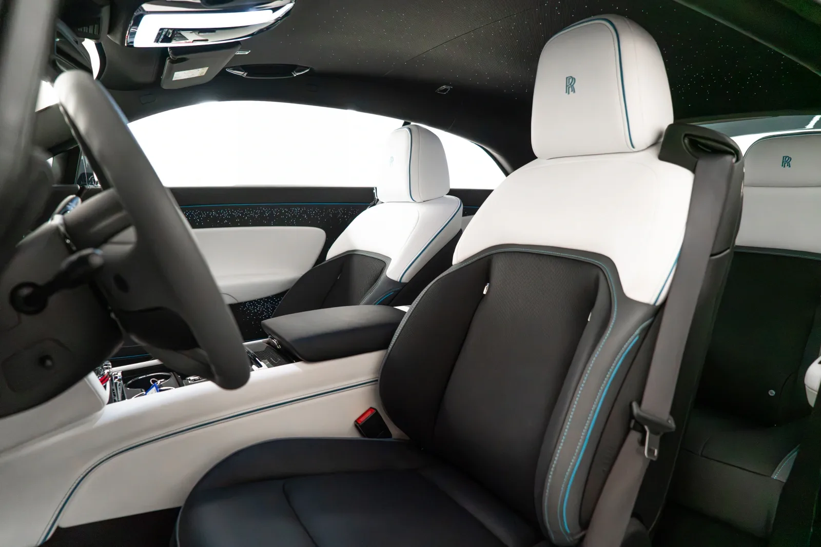 2025 Rolls-Royce Spectre, 13/17