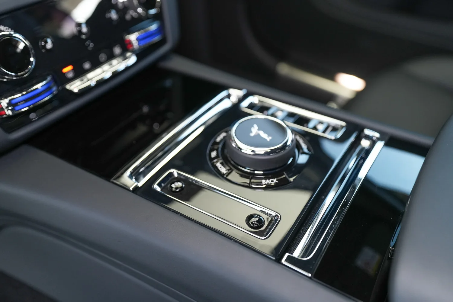 2025 Rolls-Royce Spectre, 2/14
