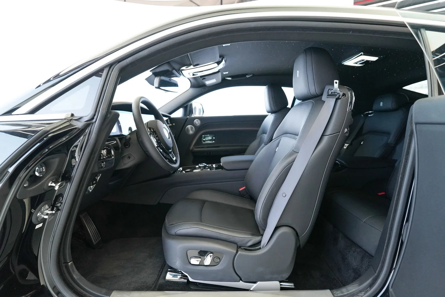 2025 Rolls-Royce Spectre, 8/14