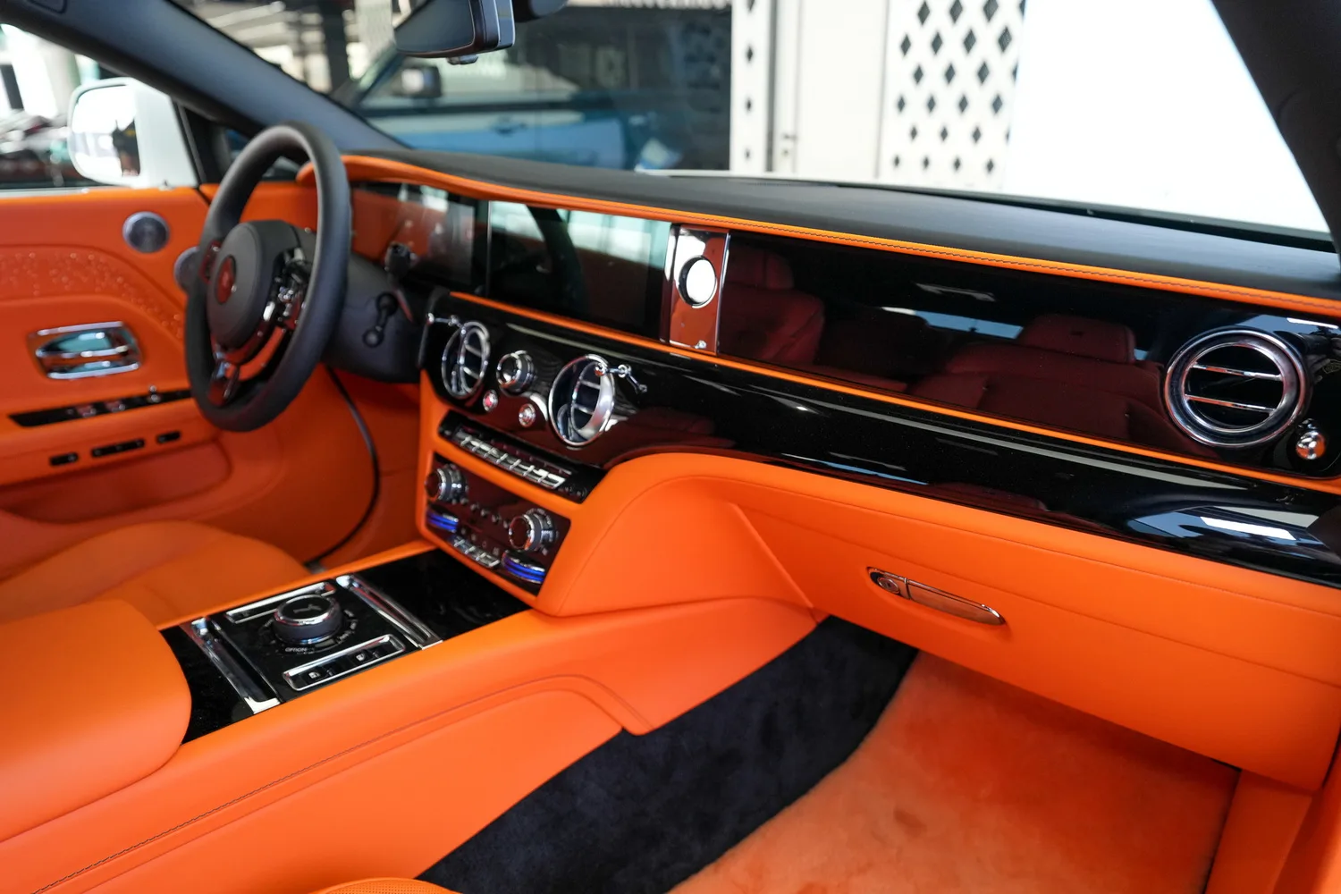 2025 Rolls-Royce Spectre, 8/14