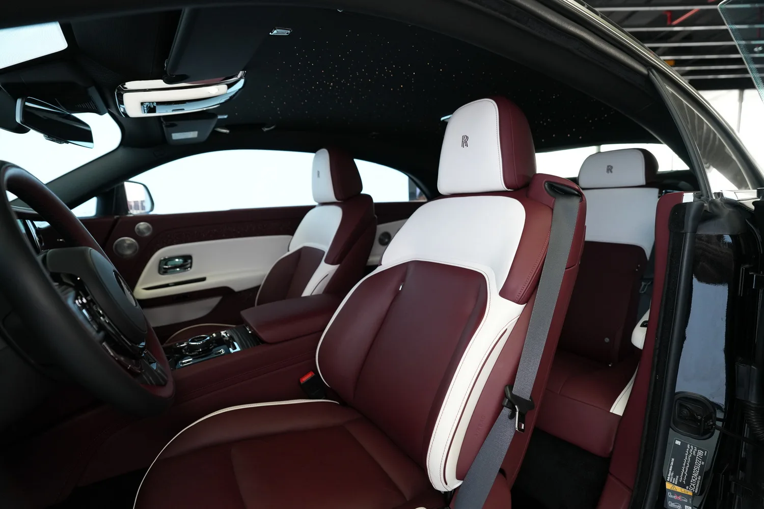 2025 Rolls-Royce Spectre, 4/15
