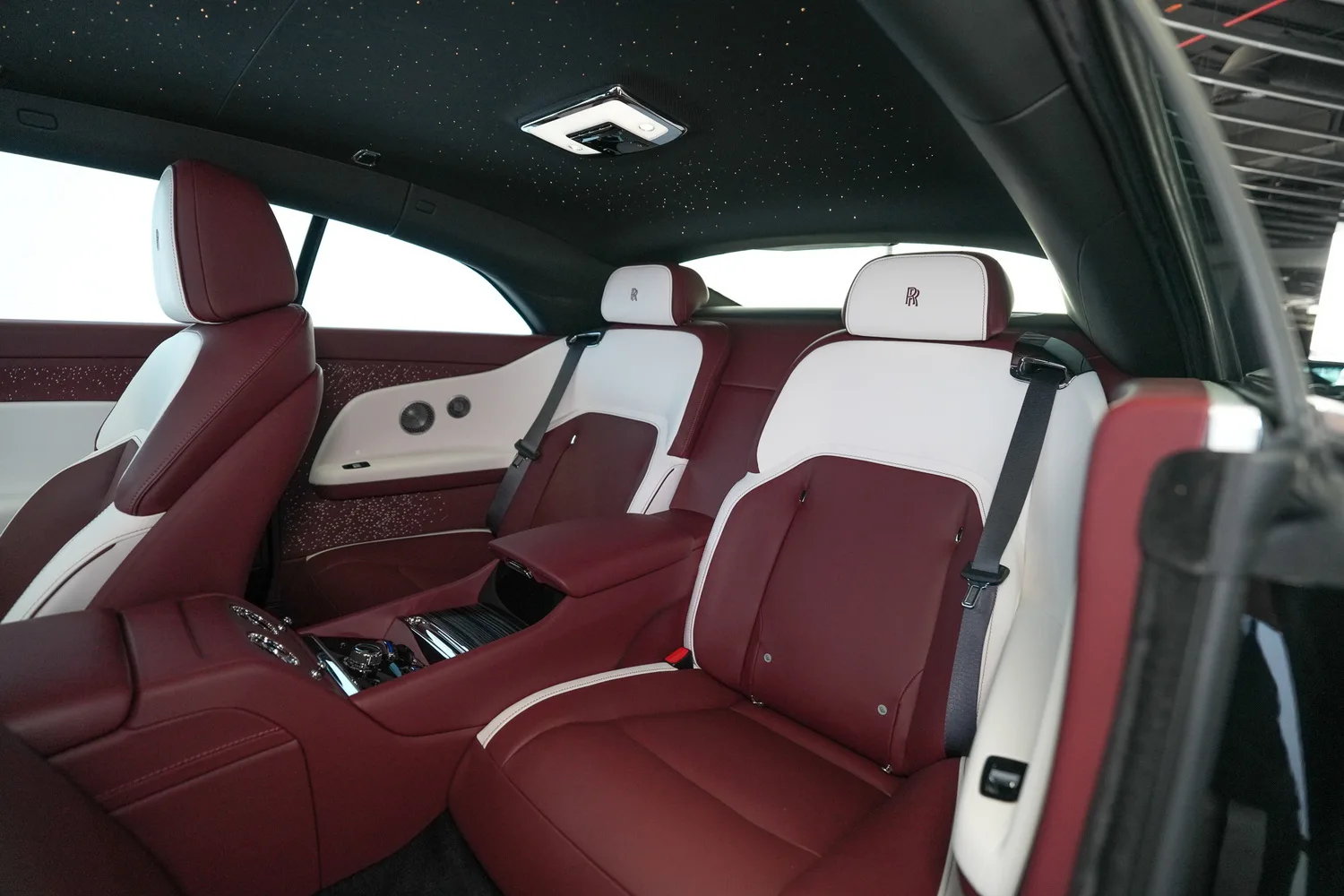 2025 Rolls-Royce Spectre, 5/15