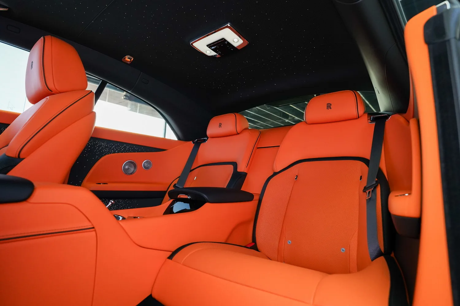 2025 Rolls-Royce Spectre, 11/17