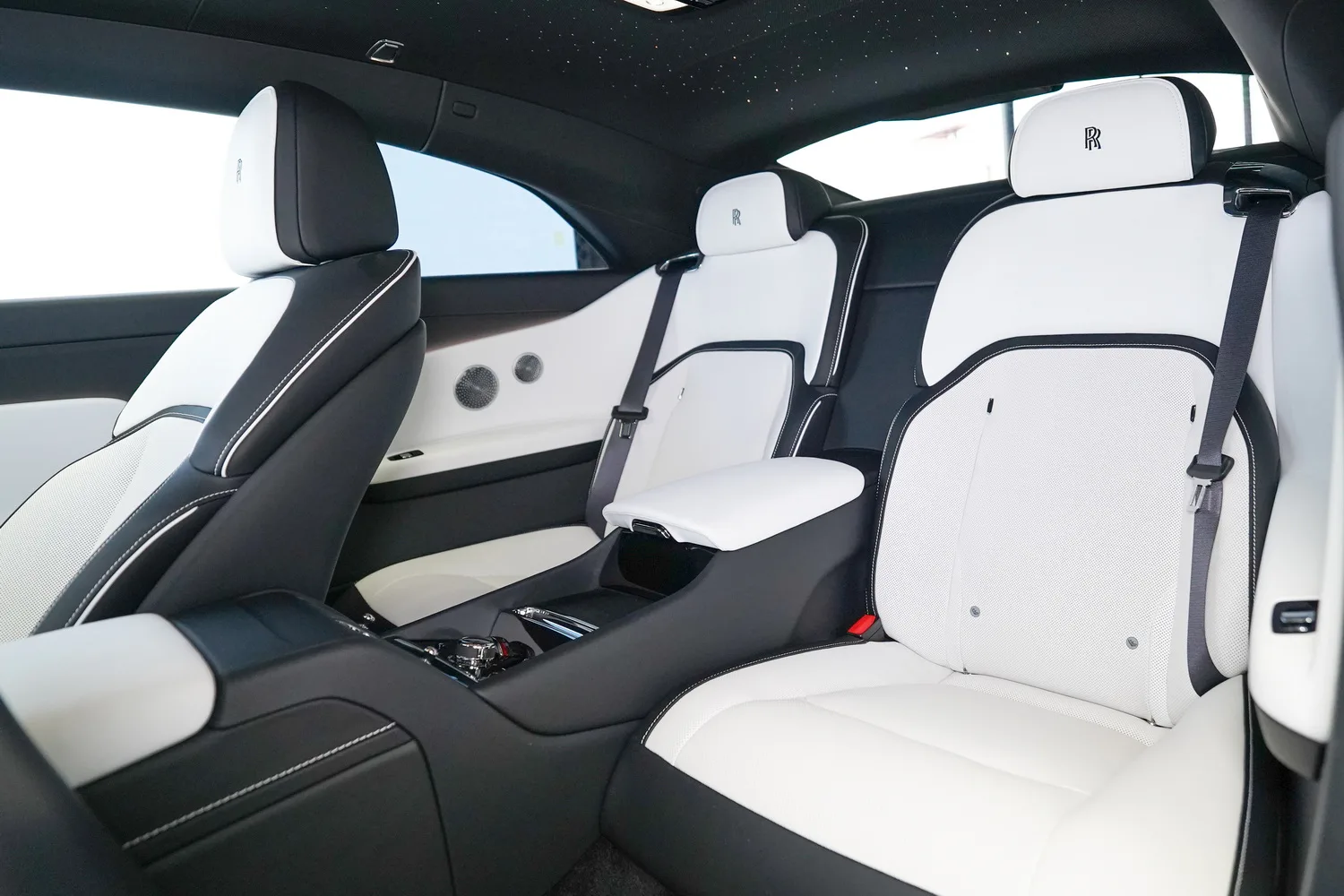 2025 Rolls-Royce Spectre, 3/14