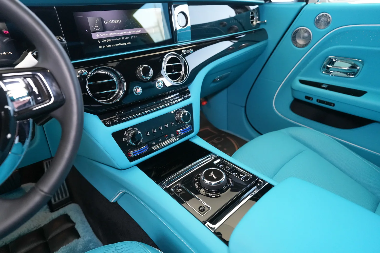 2025 Rolls-Royce Spectre, 10/17