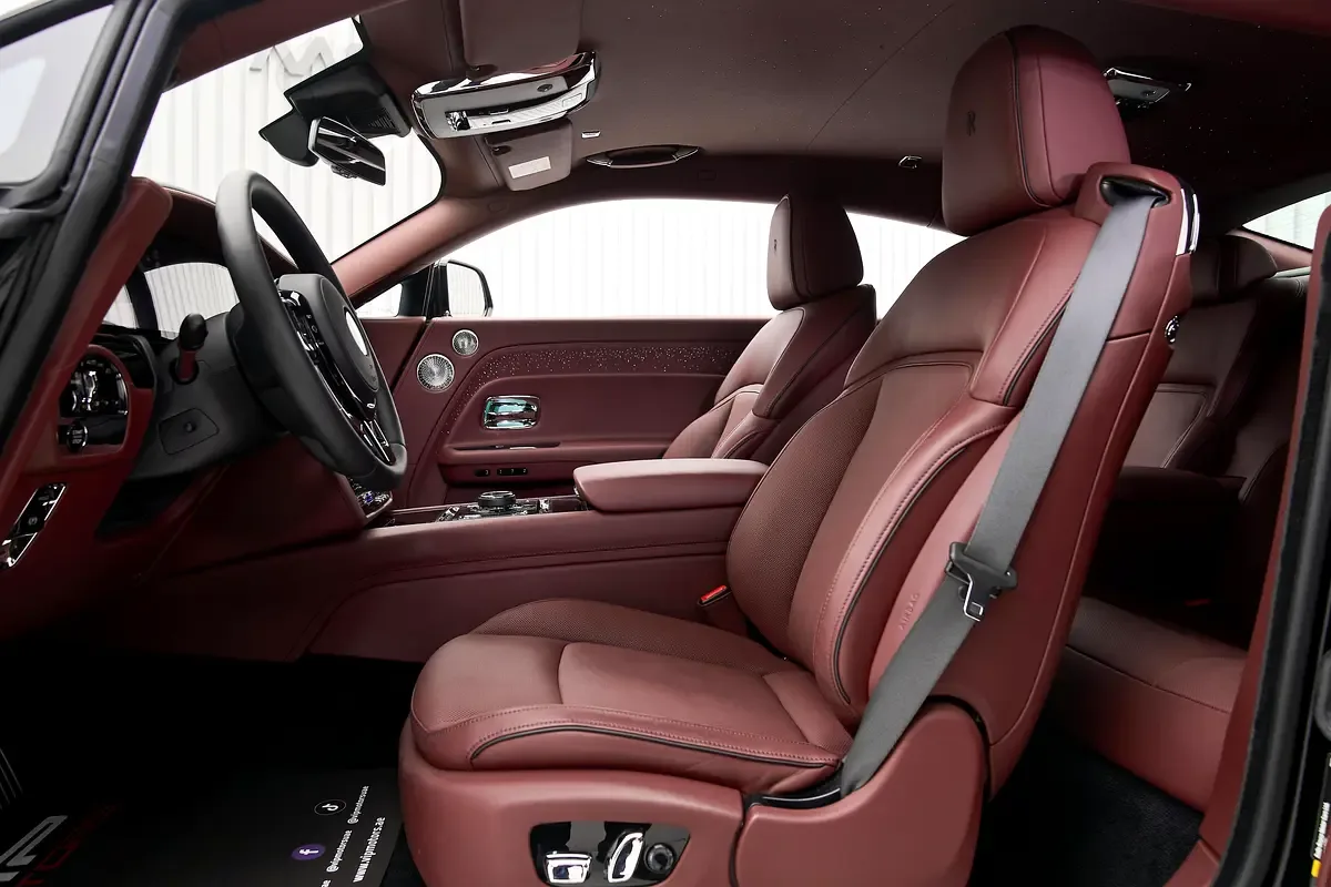 2025 Rolls-Royce Spectre, 12/12