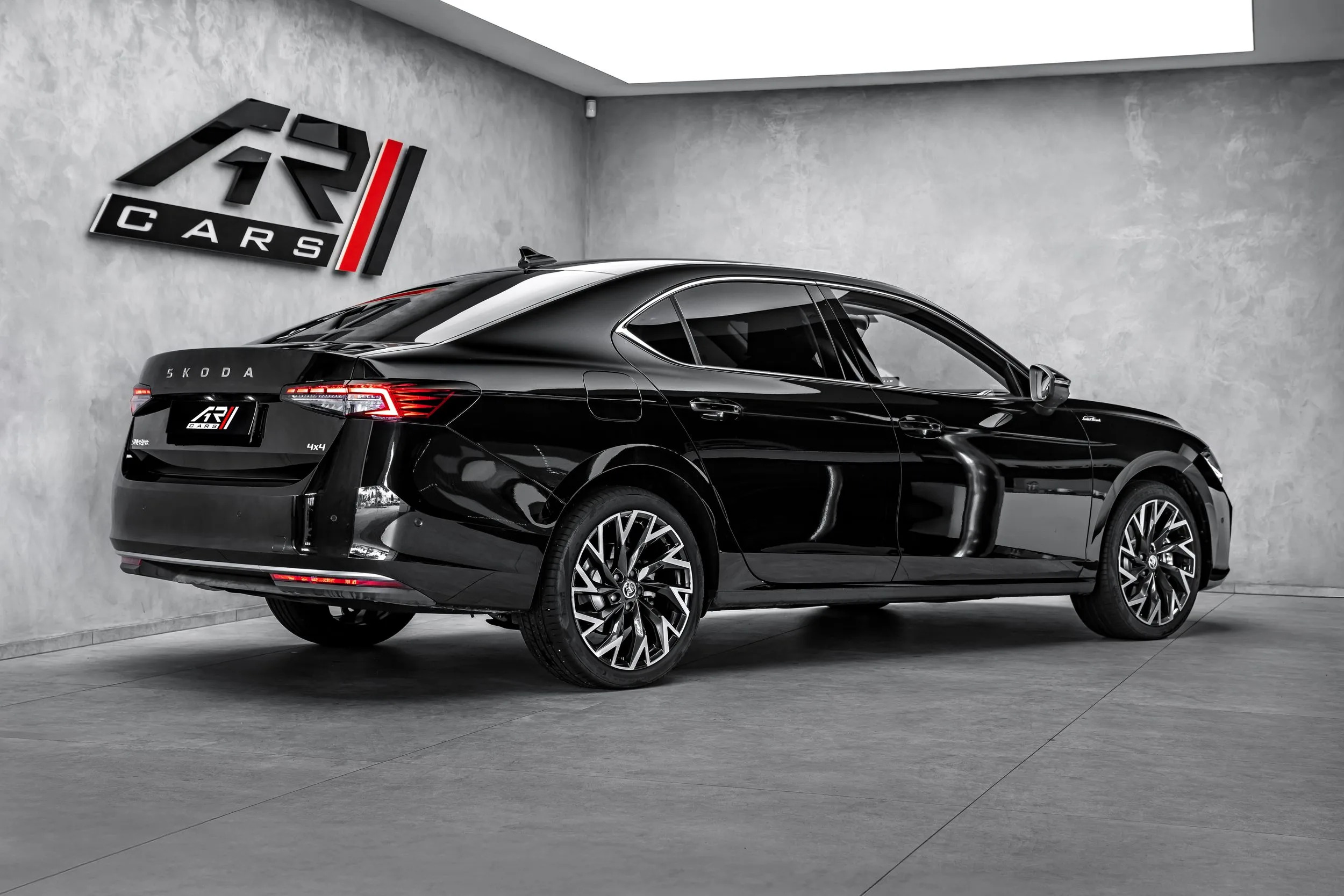 2025 Škoda Superb 2.0 TDI L&K 4x4, 5/23