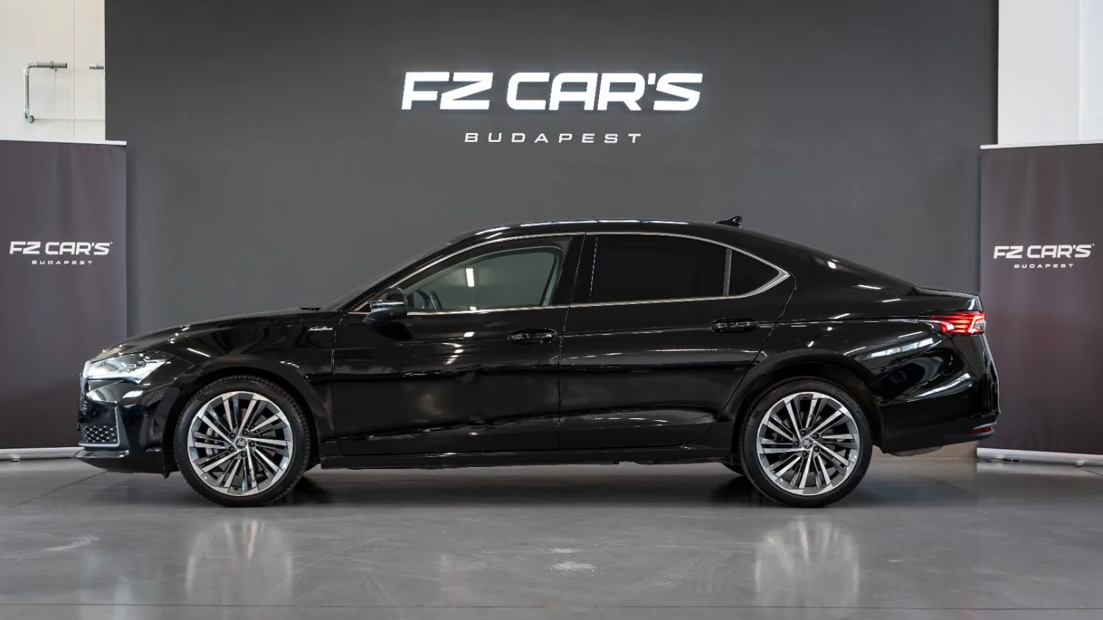 2025 Škoda Superb Laurin & Klement, 5/13