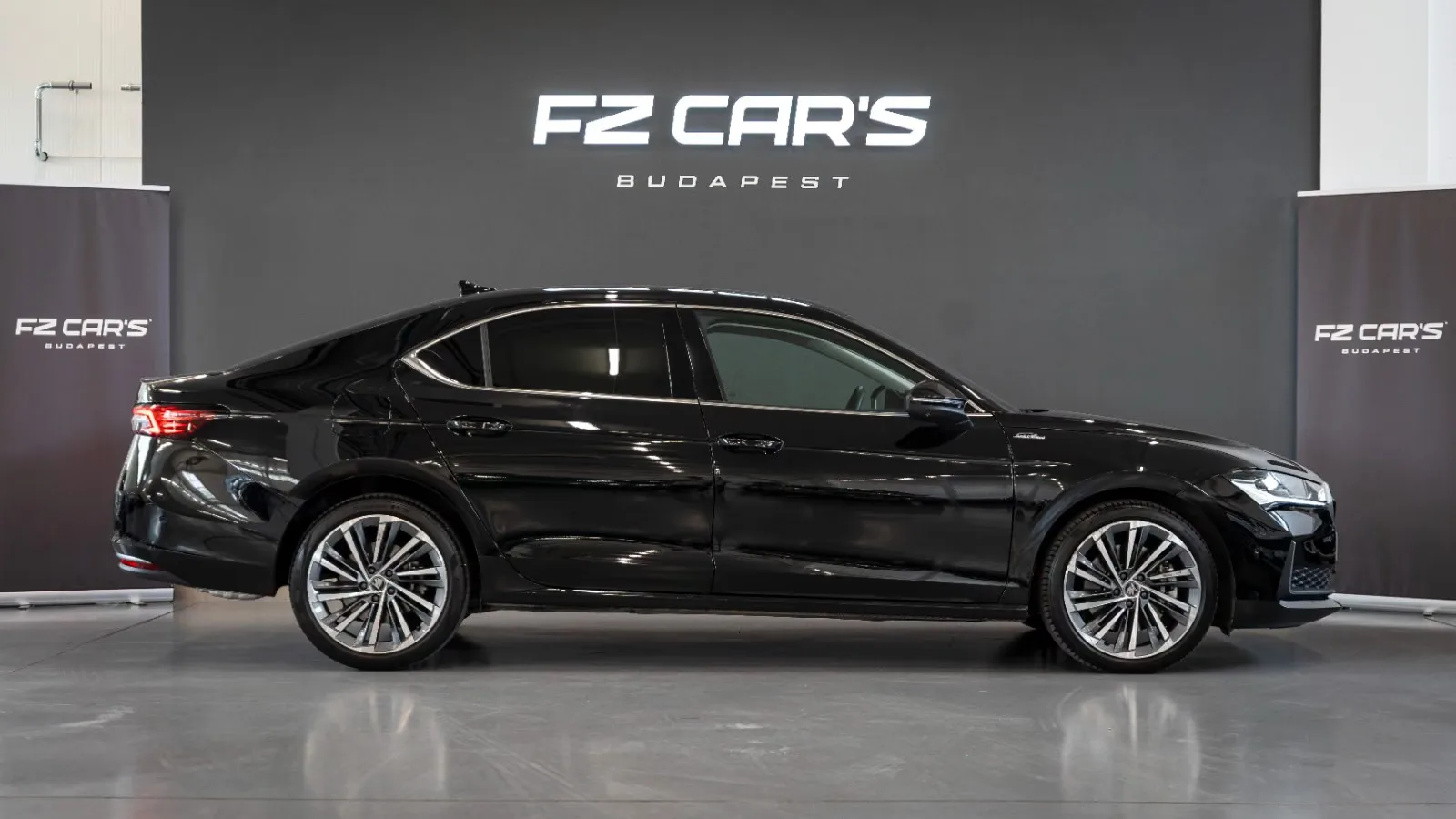 2025 Škoda Superb Laurin & Klement, 6/13