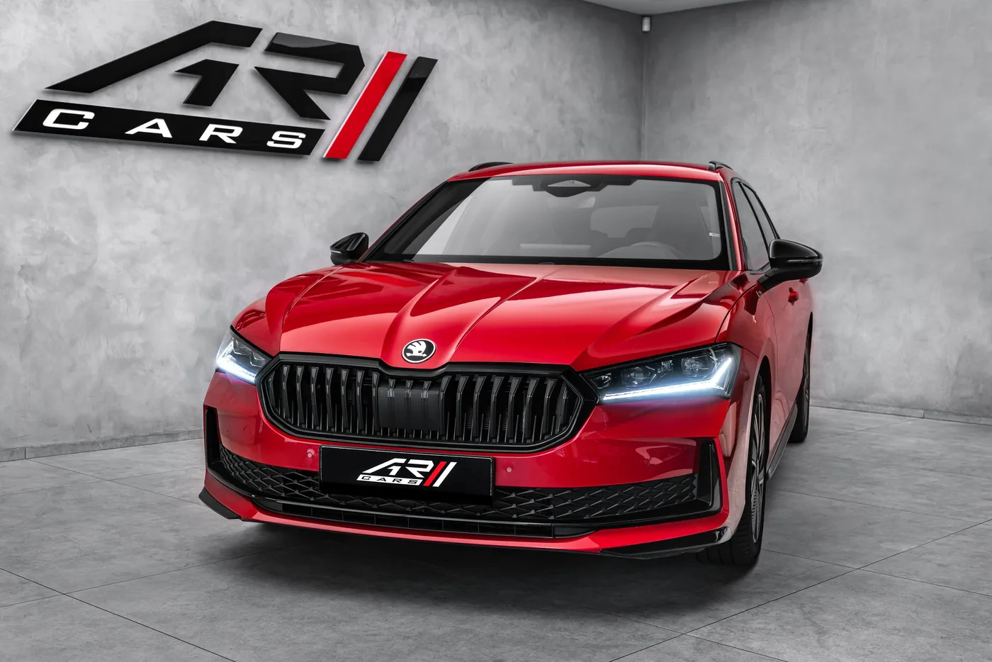 2025 Škoda Superb Sportline angeboten von einem Fachhändler in Ostrava, Tschechien, Foto 3 von 21