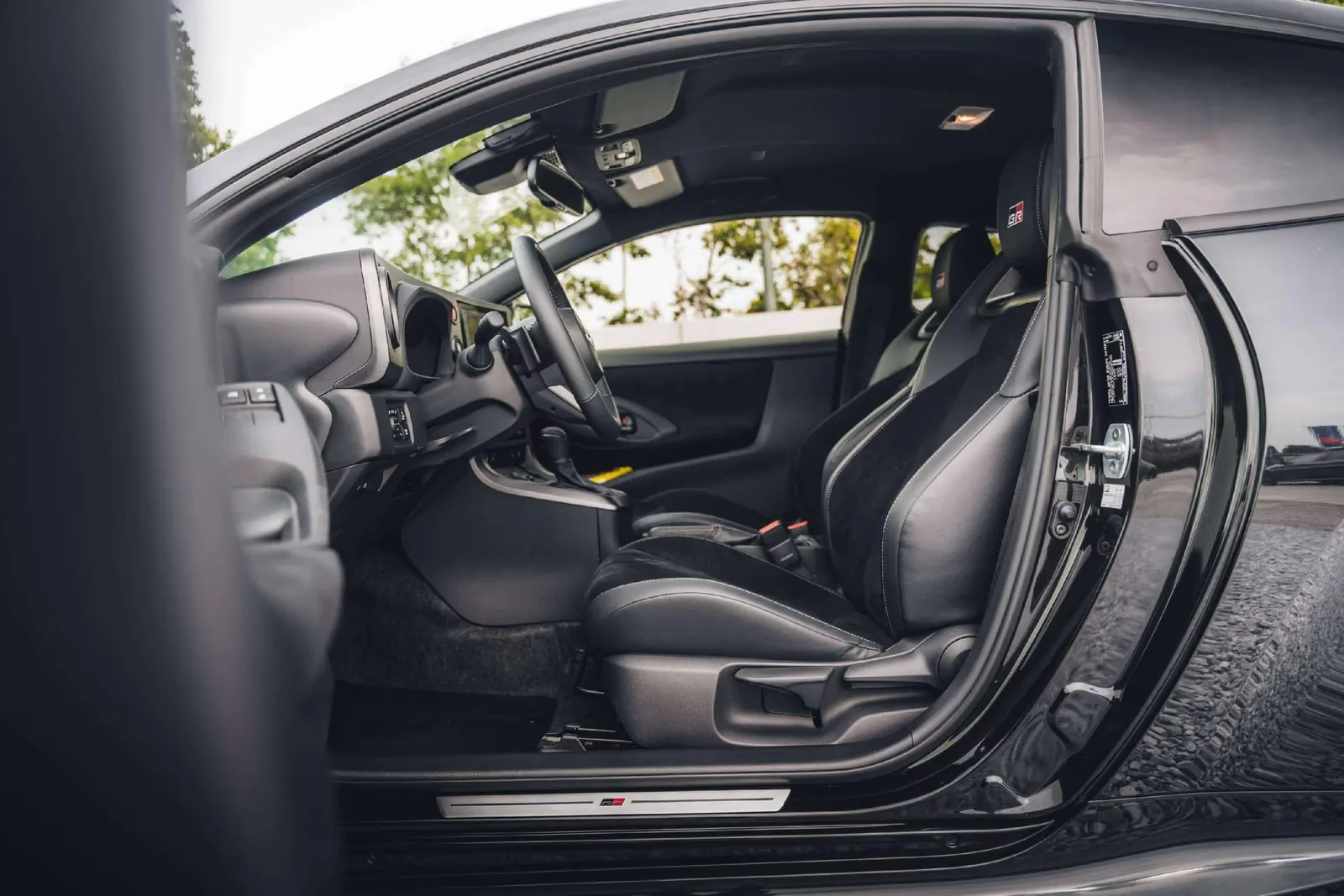 2025 Toyota GR Yaris High Performance, 21/29