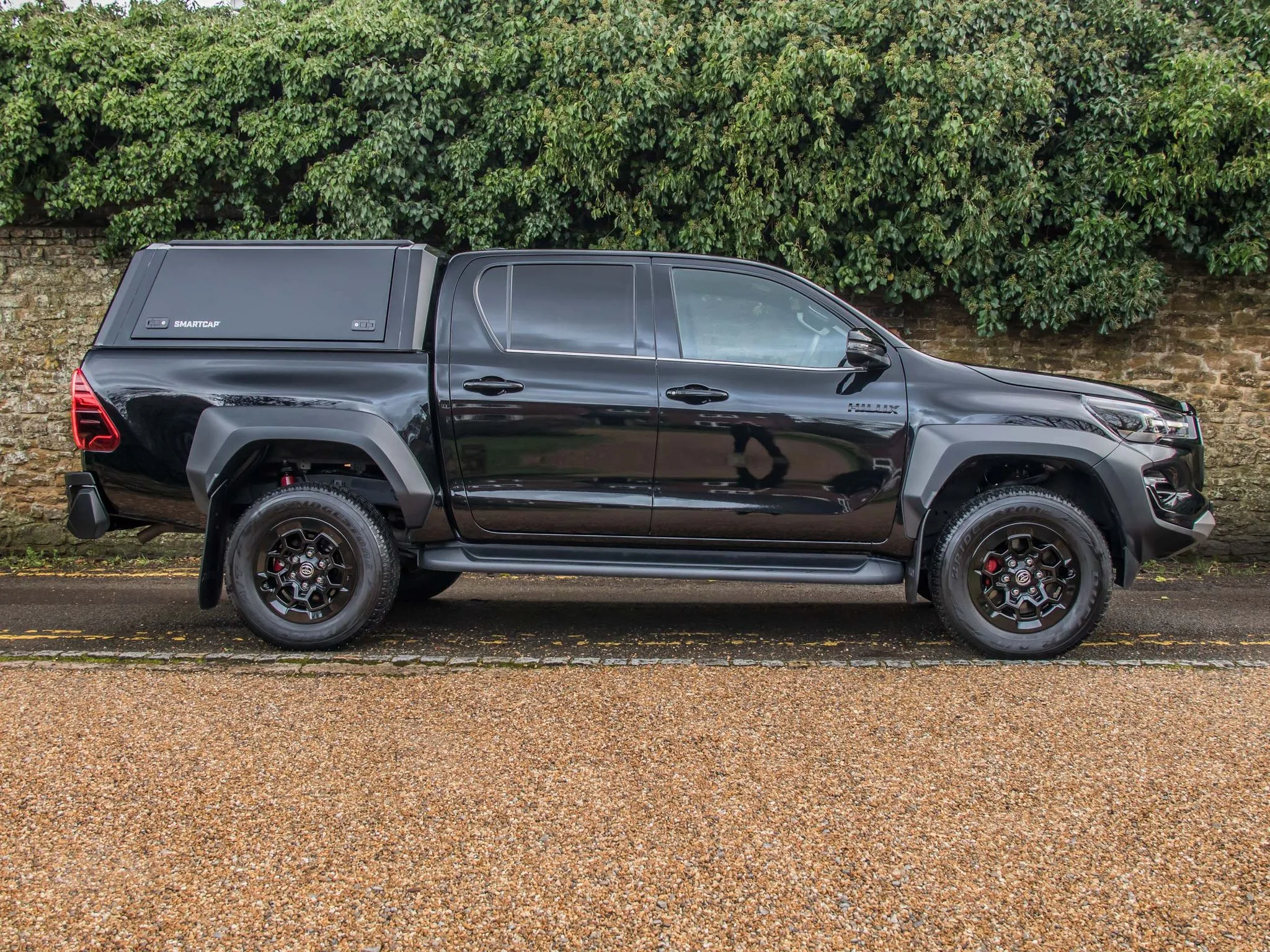 2025 Toyota Hilux GR Sport, 3/24