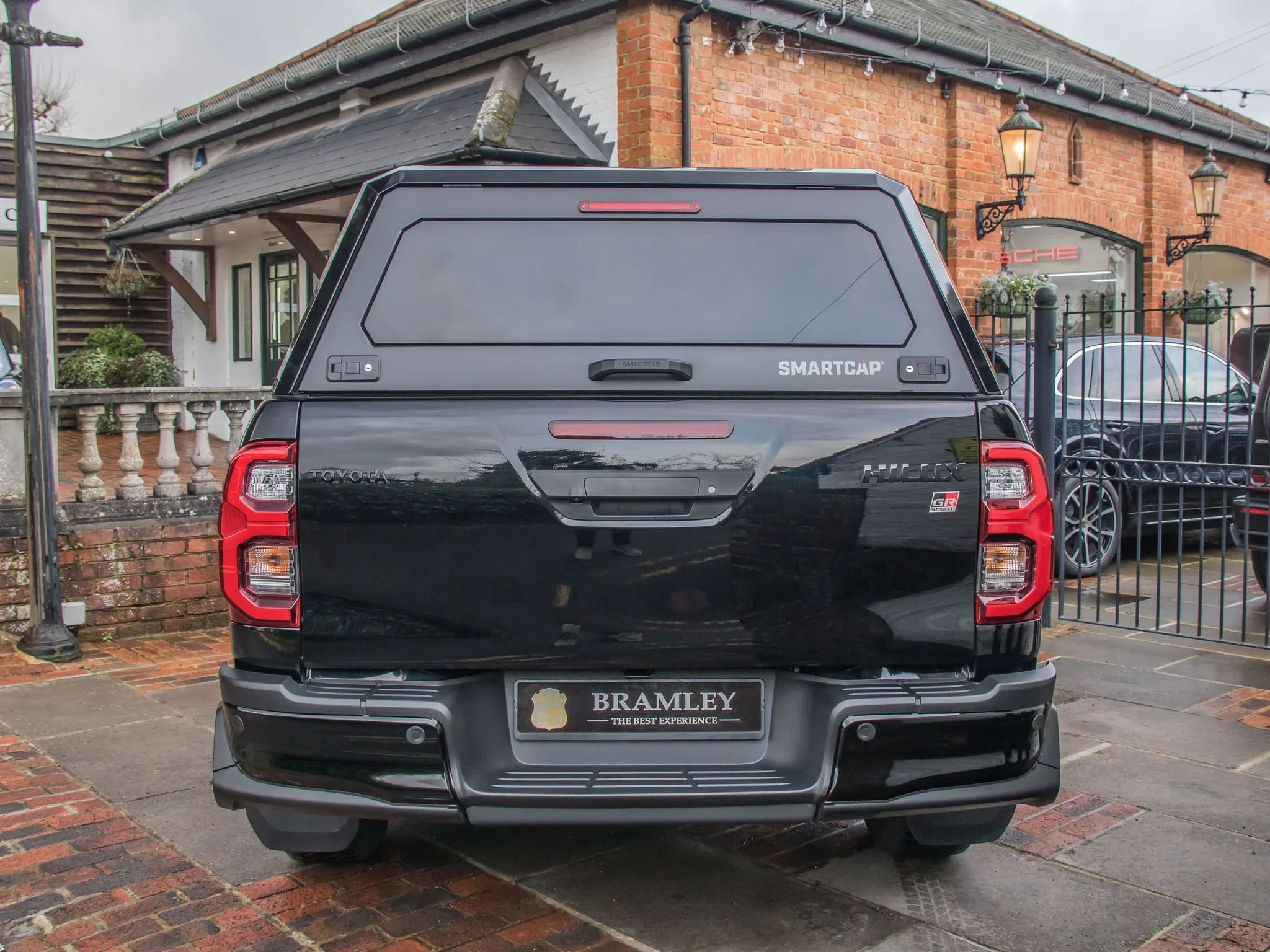 2025 Toyota Hilux GR Sport, 8/24