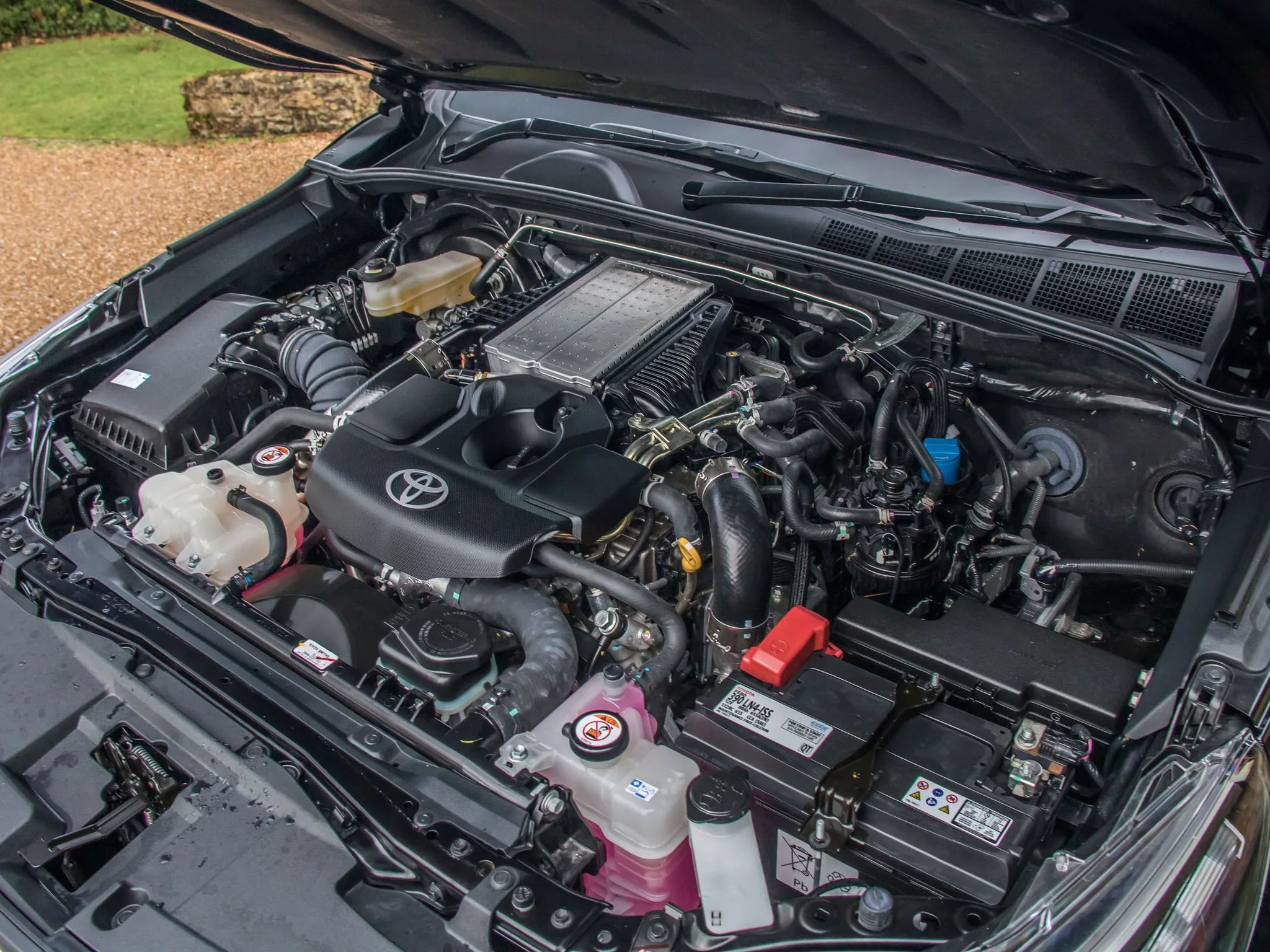 2025 Toyota Hilux GR Sport, 15/24