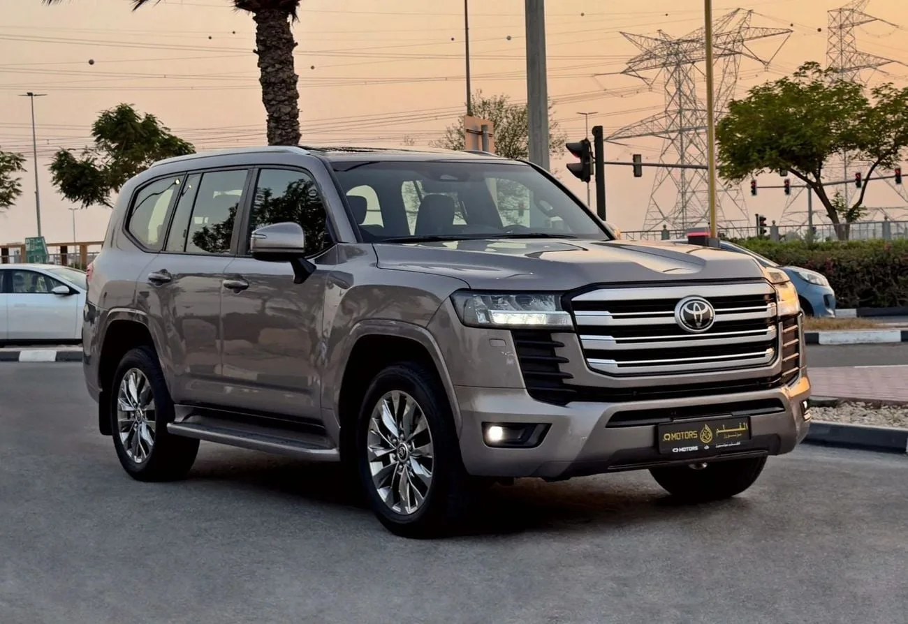 2025 Toyota Land Cruiser 300, 3/13