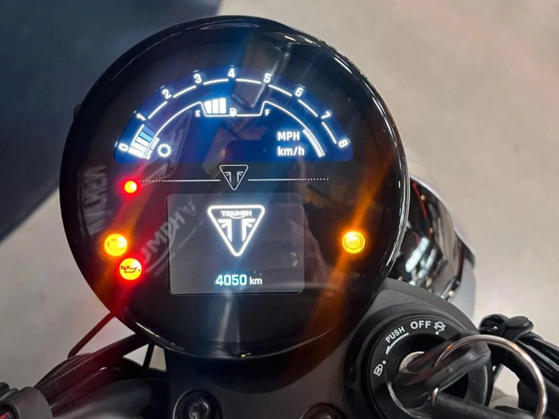 2025 Triumph Speed Twin 1200, 11/11