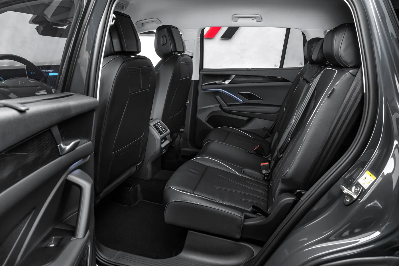 2025 Volkswagen Tayron 2.0 TDI DSG angeboten von einem Fachhändler in Ostrava, Tschechien, Foto 14 von 15