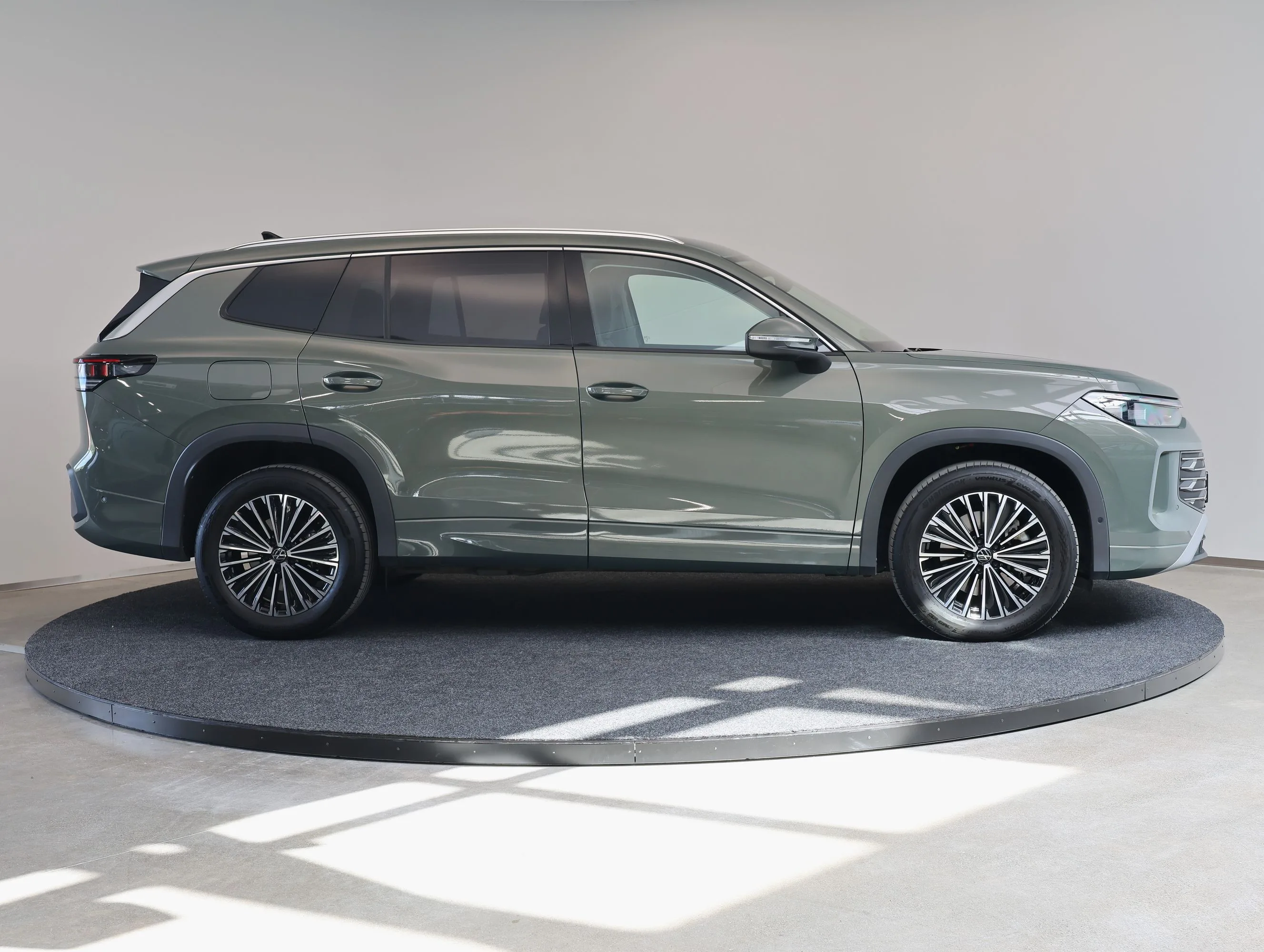2025 Volkswagen Tayron Elegance 4Motion, 6/25