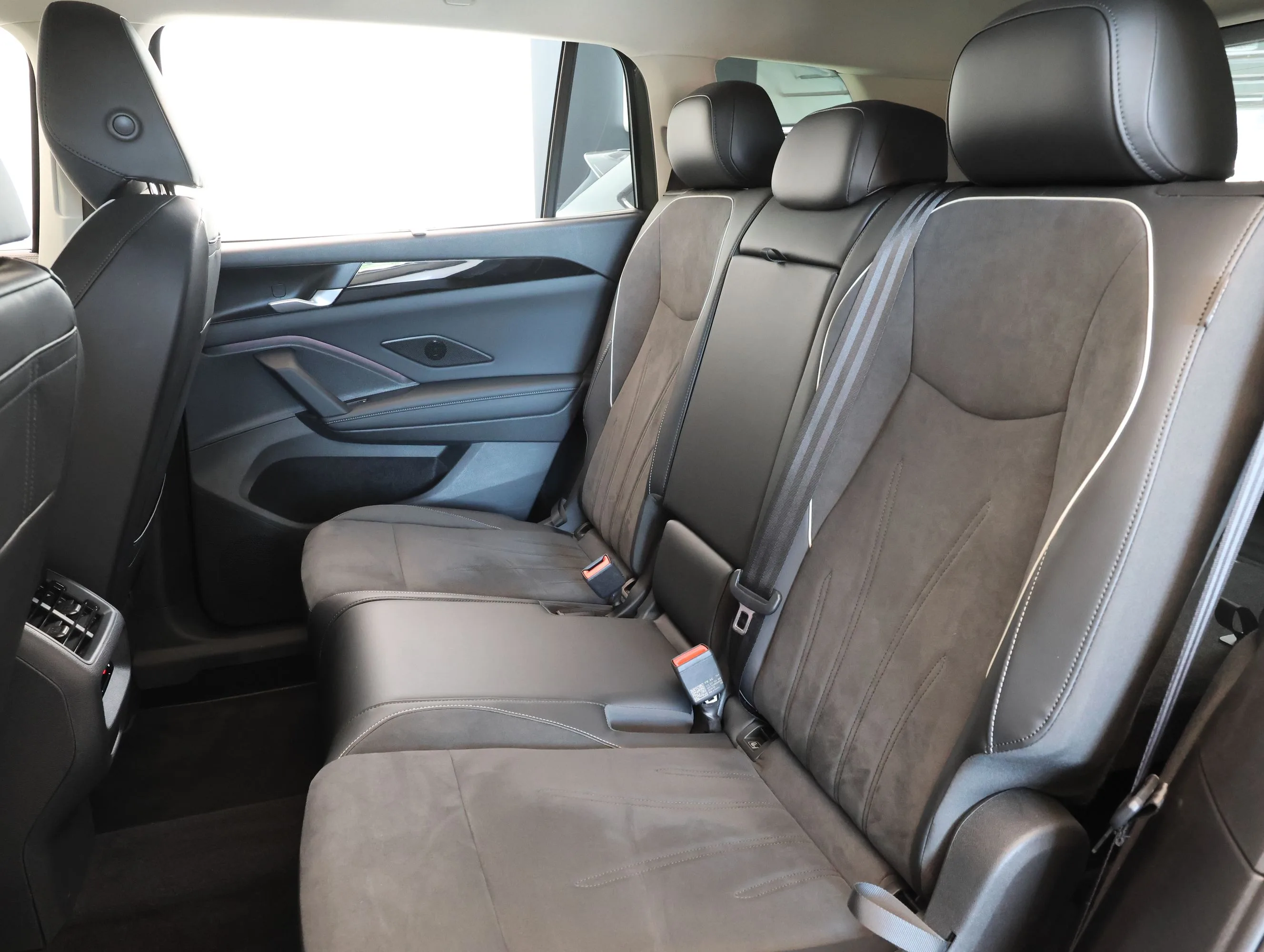 2025 Volkswagen Tayron Elegance 4Motion, 12/25