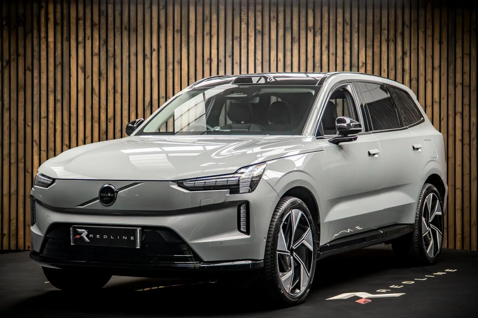 2025 Volvo EX90 angeboten von einem Fachhändler in Knaresborough, Vereinigtes Königreich, Hauptfoto