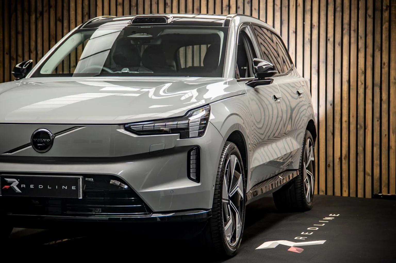 2025 Volvo EX90, 12/30