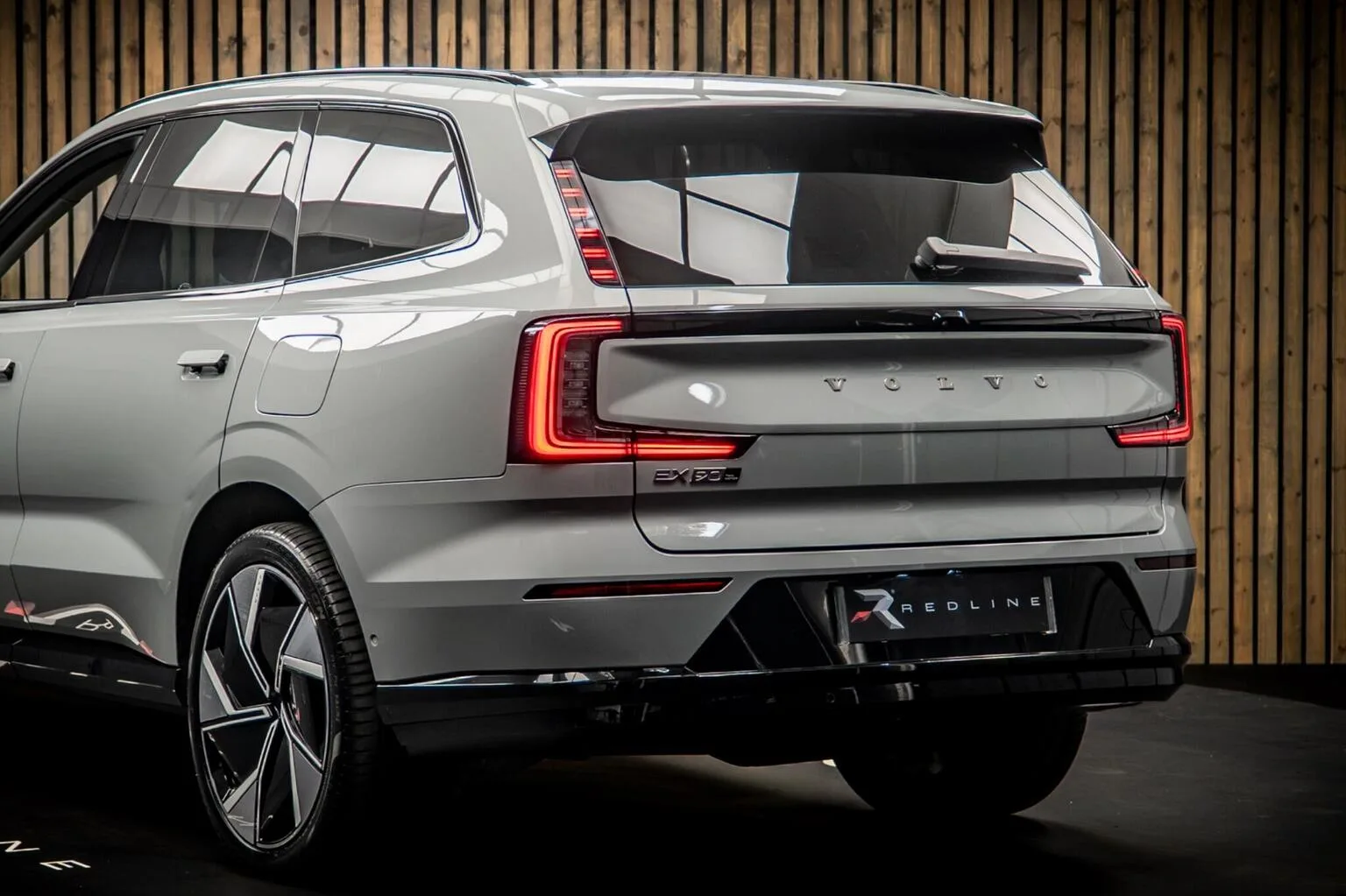 2025 Volvo EX90, 19/30