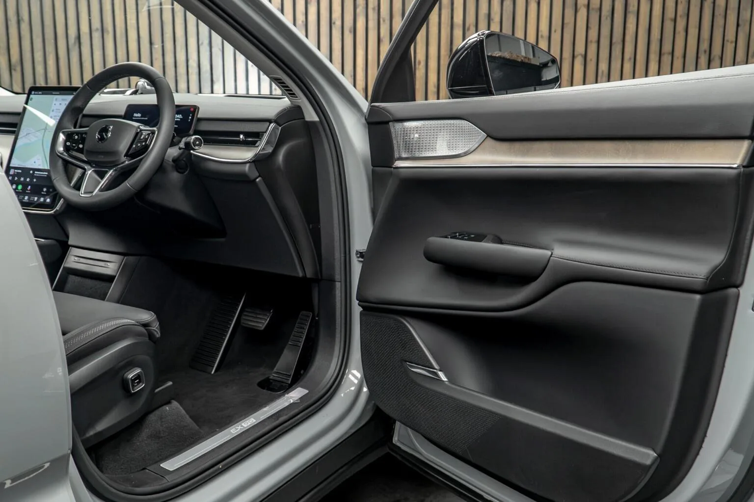 2025 Volvo EX90, 30/30