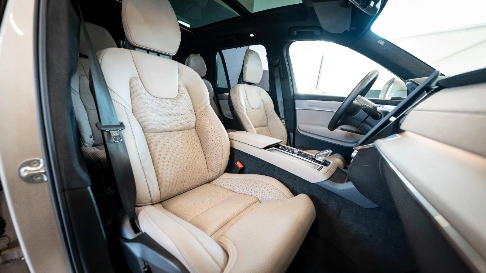 2025 Volvo XC90 T8 AWD Ultra Bright, 13/14
