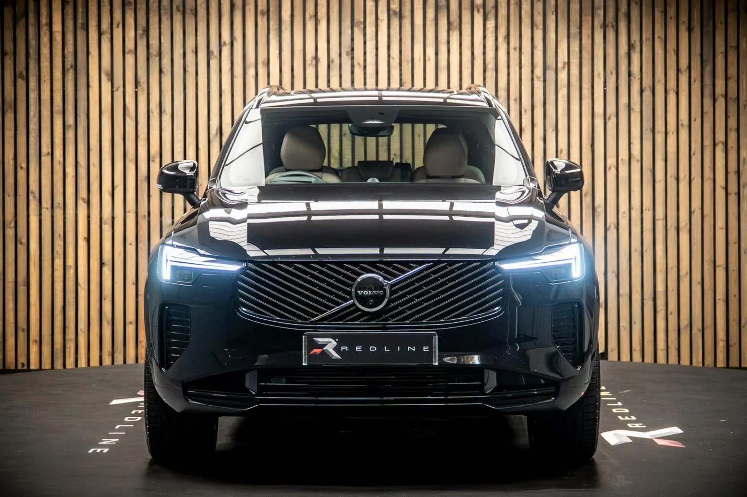2025 Volvo XC90 T8 Ultra Dark, 5/30