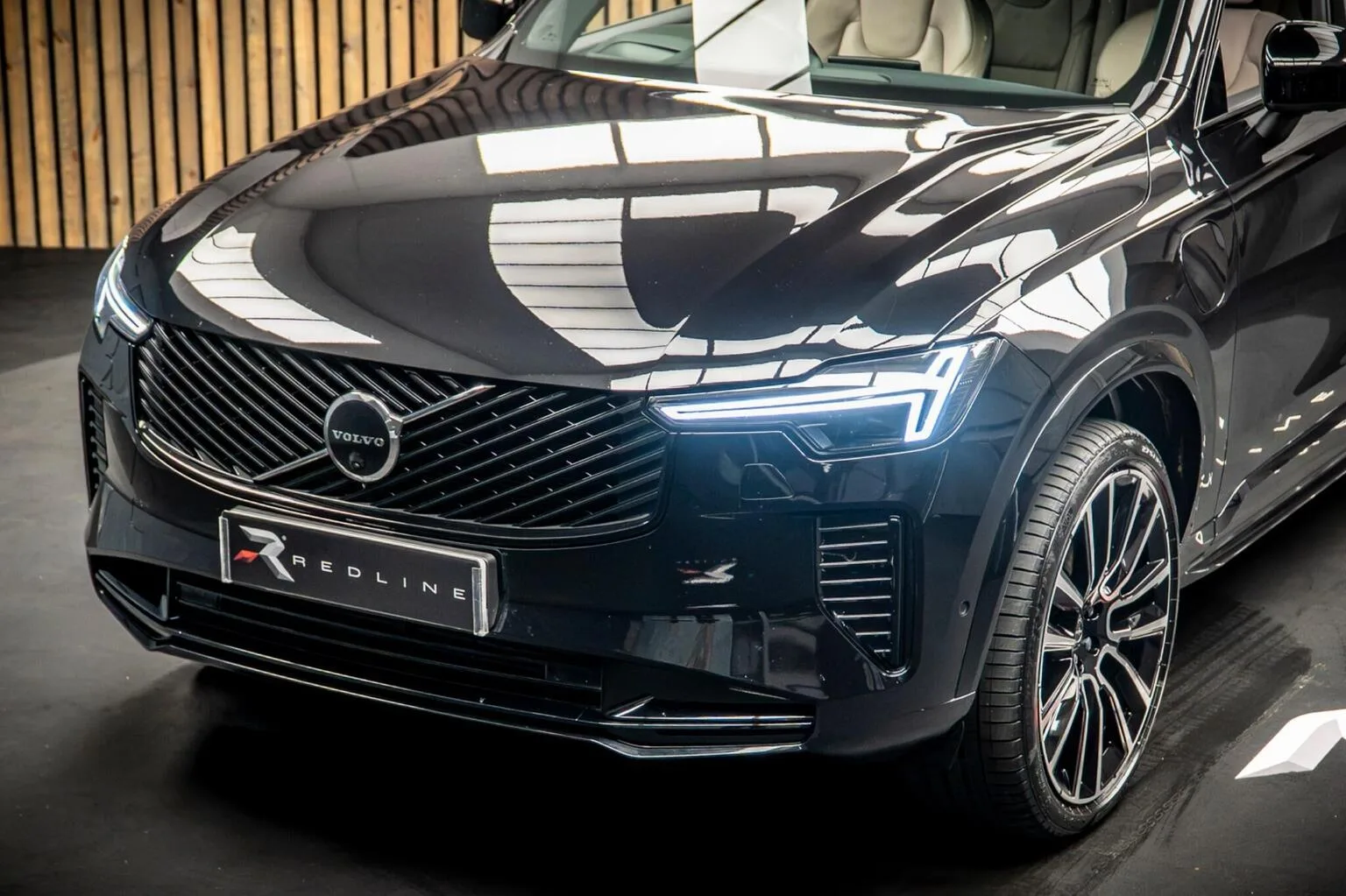 2025 Volvo XC90 T8 Ultra Dark, 14/30