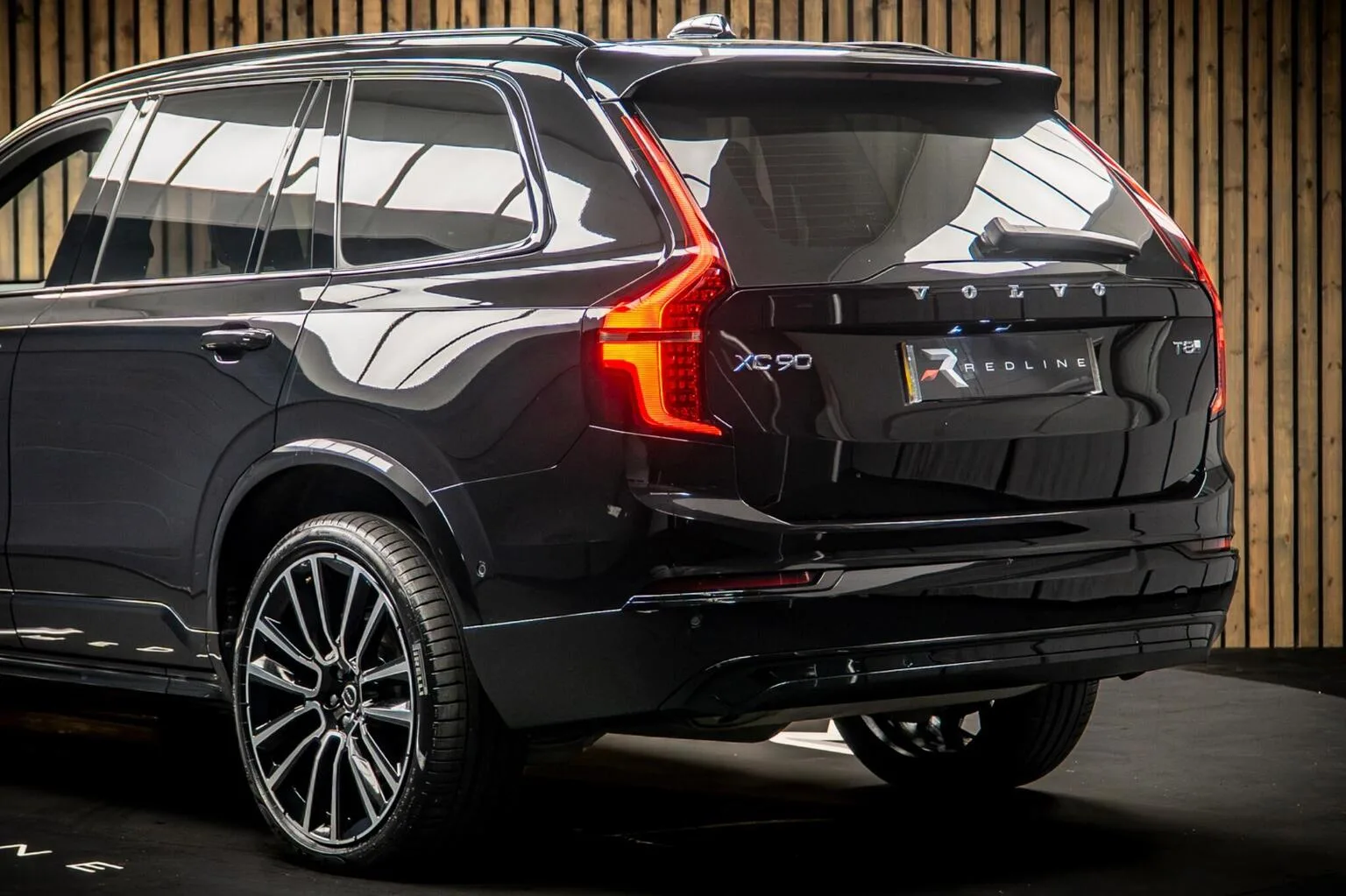 2025 Volvo XC90 T8 Ultra Dark, 19/30