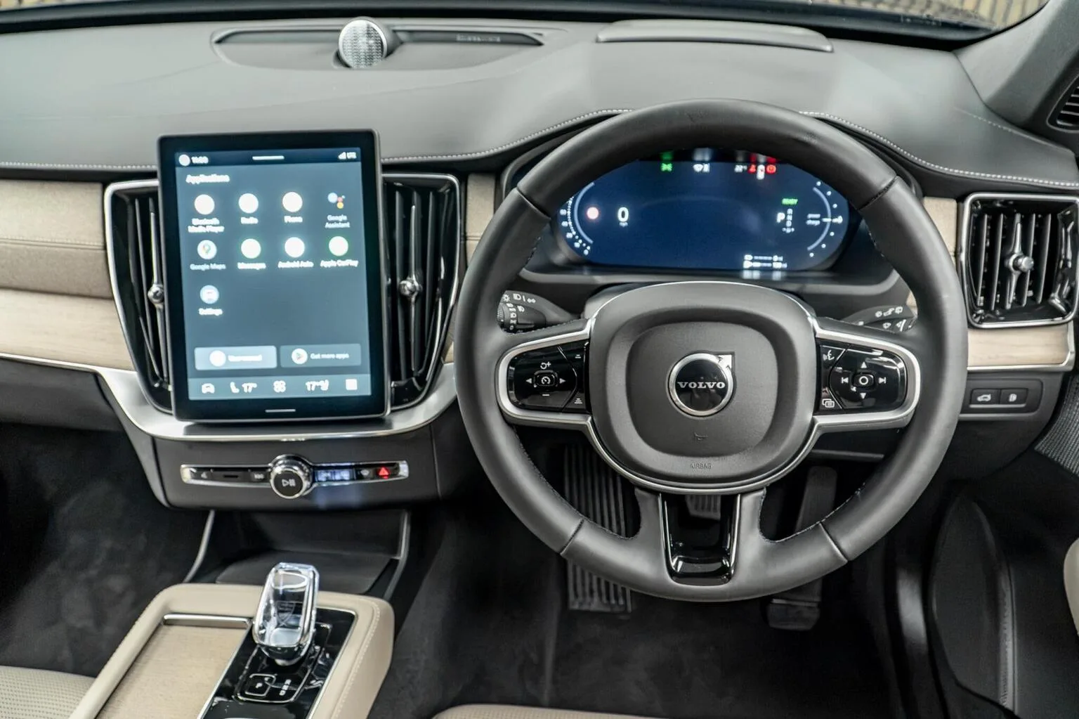 2025 Volvo XC90 T8 Ultra Dark, 25/30