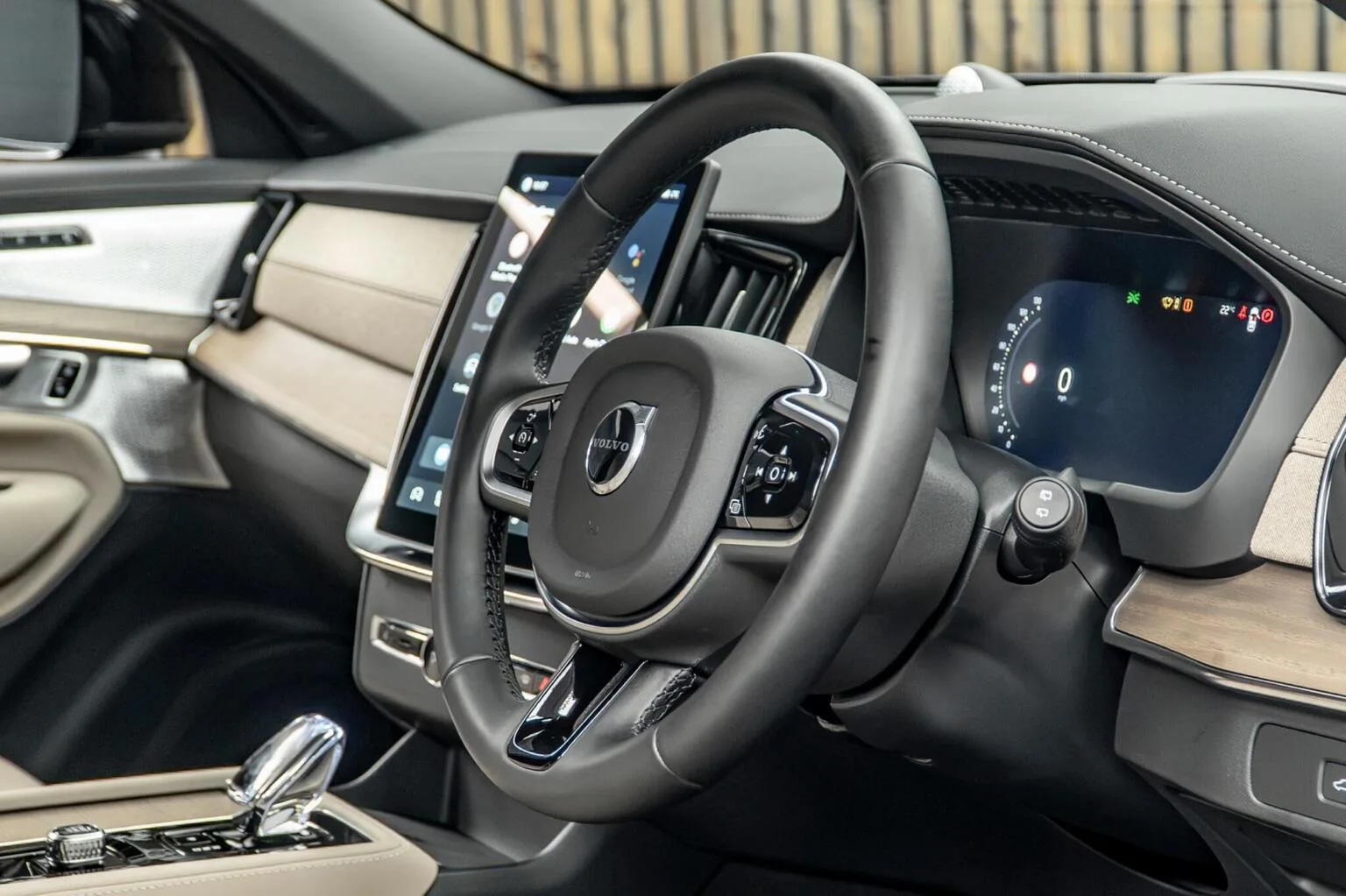 2025 Volvo XC90 T8 Ultra Dark, 27/30