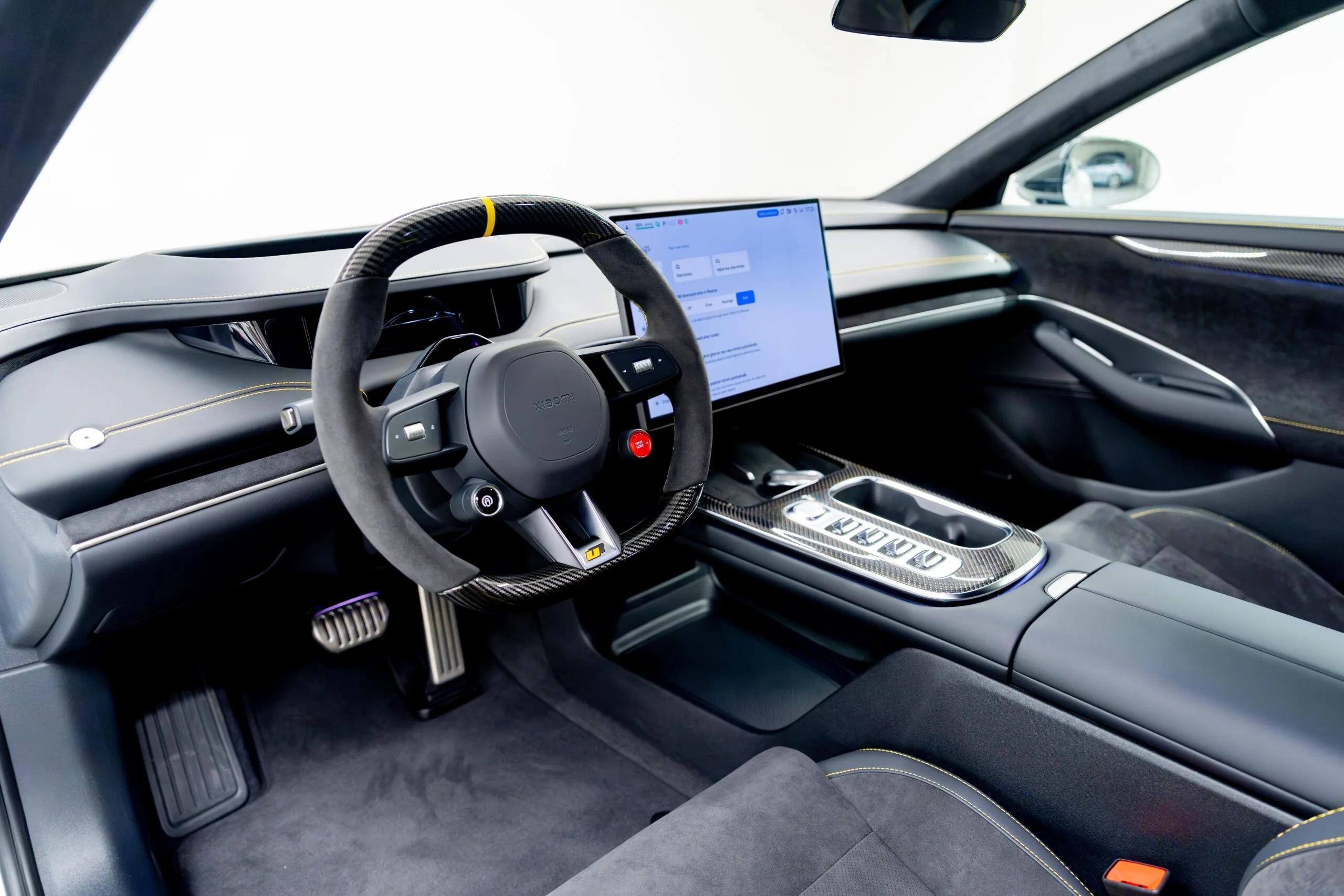 2025 Xiaomi SU7 Ultra, 13/19